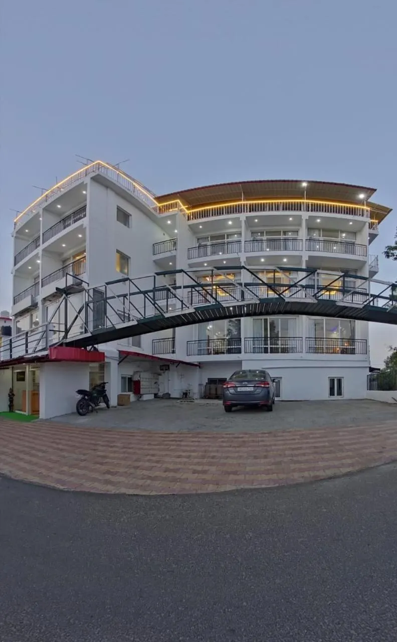 Property building in Ai 360 Degree Hotel Lansdowne