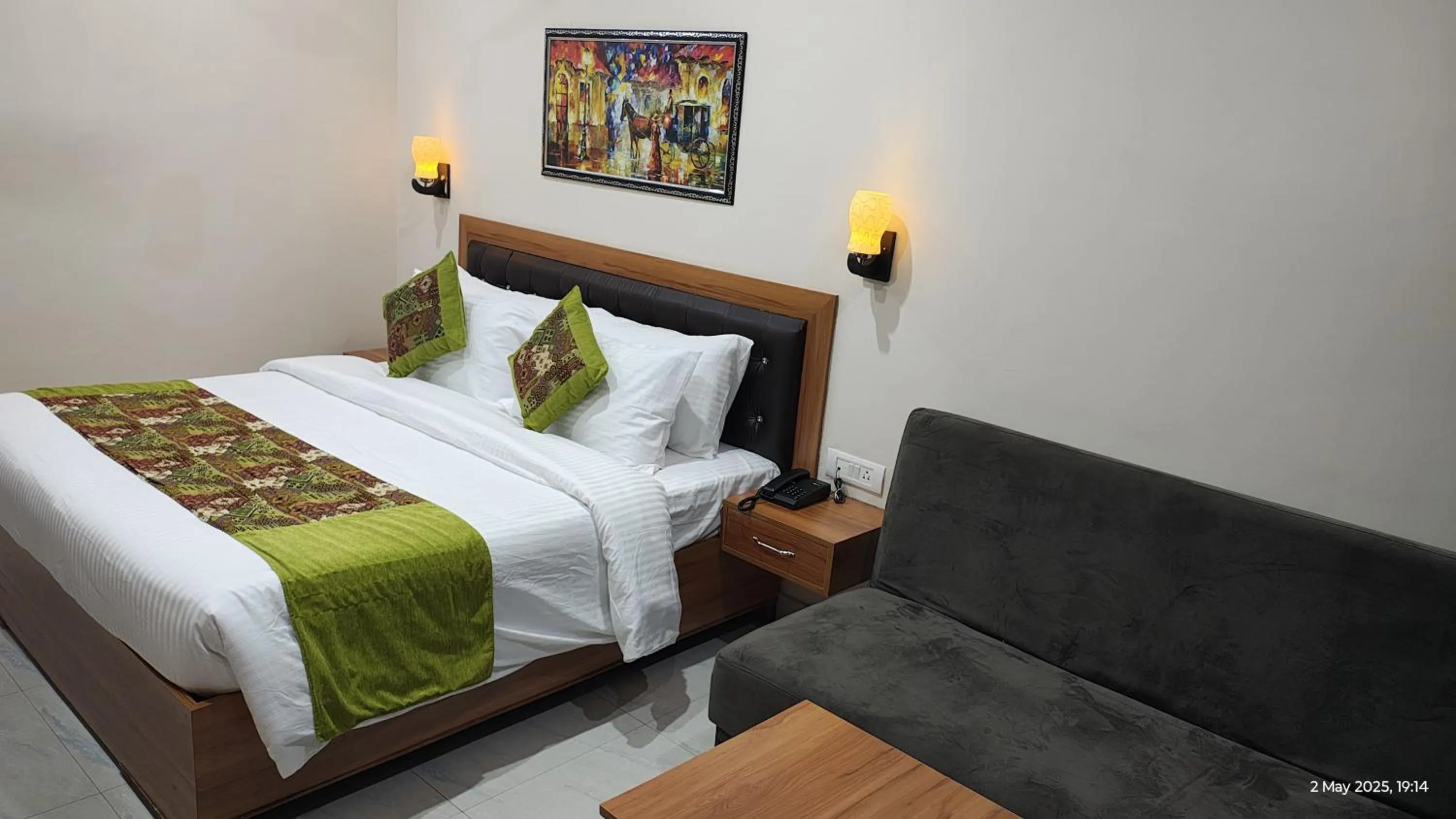 Bed in Ai 360 Degree Hotel Lansdowne