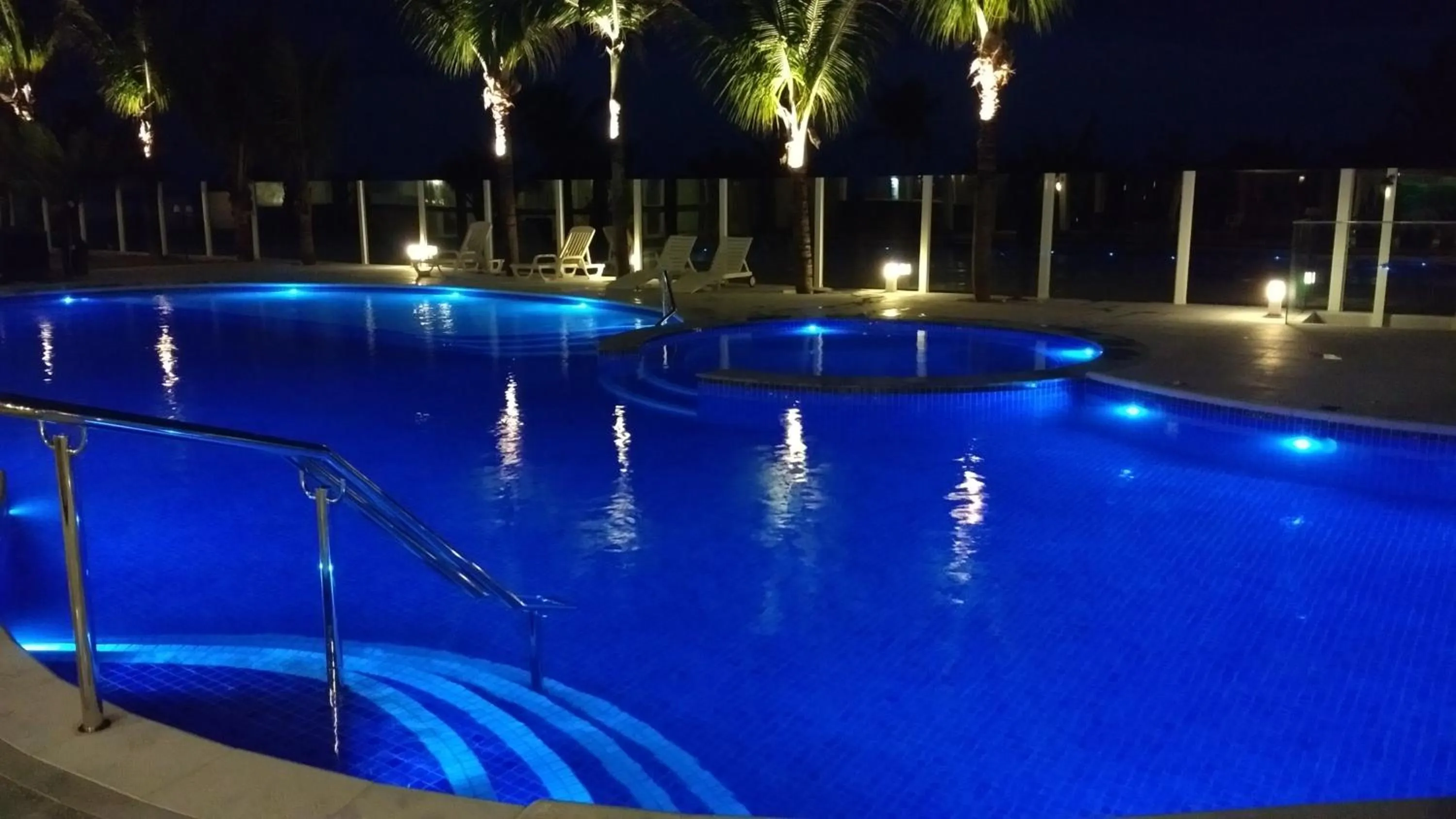 Swimming pool in Kaakupe Praia Hotel