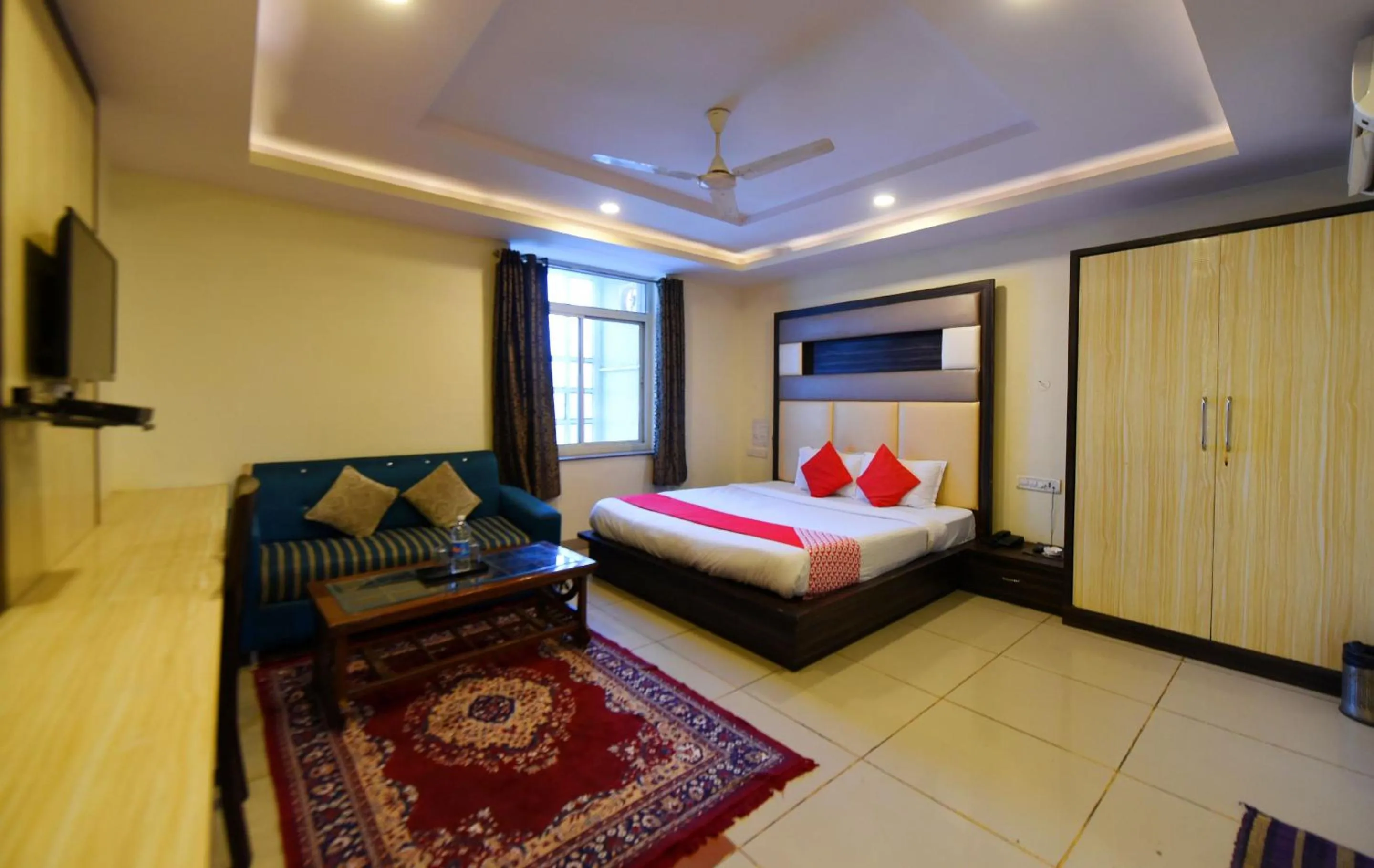 Bedroom, Bed in Collection O Tip Top