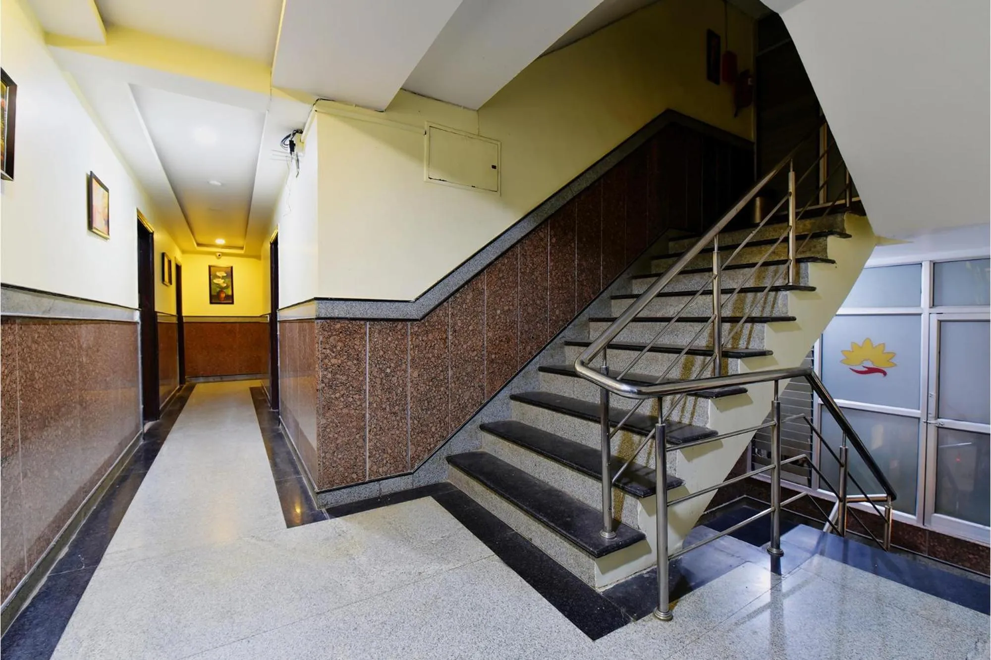 Lobby or reception in FabHotel Tip Top