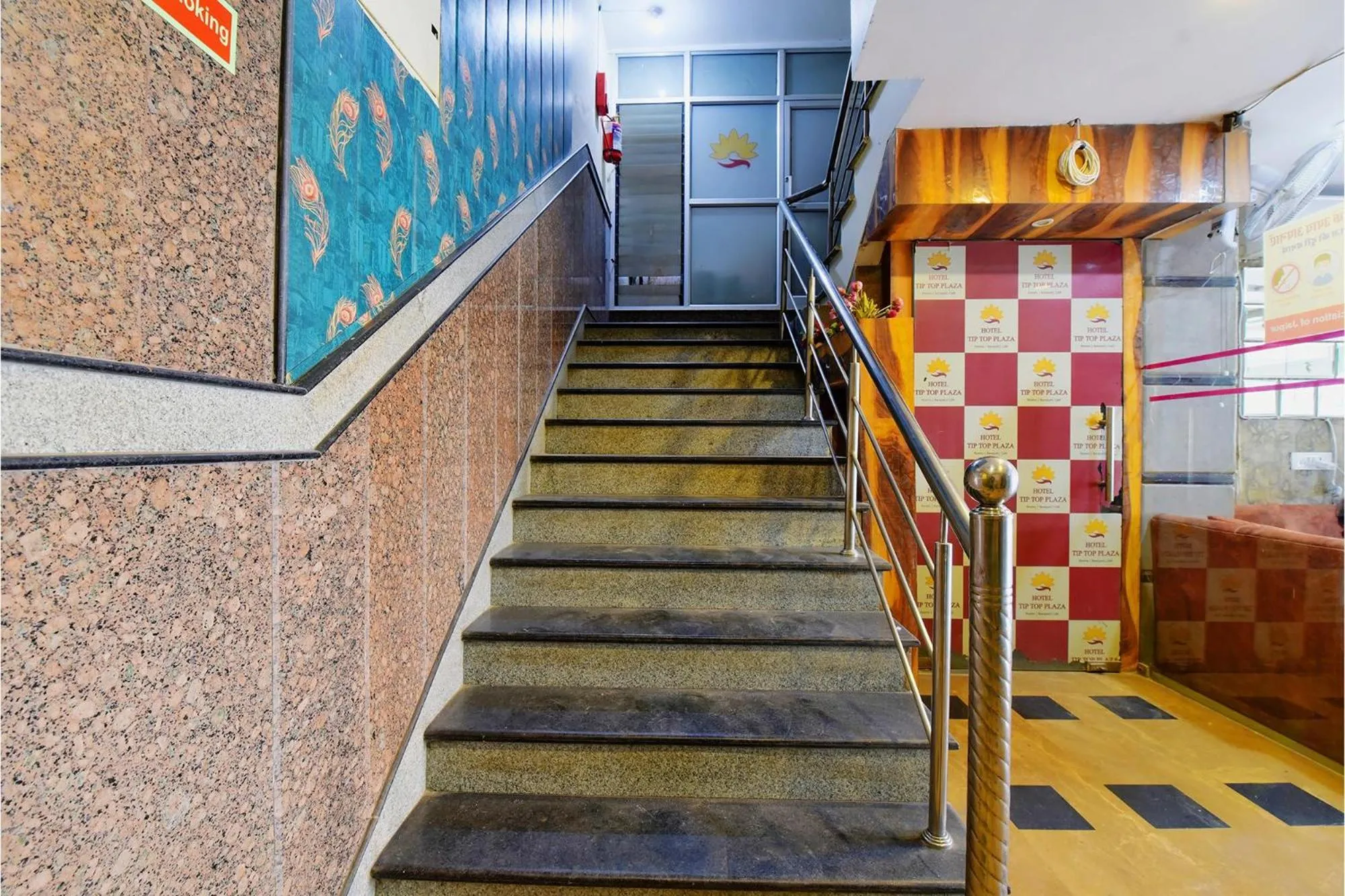 Lobby or reception in FabHotel Tip Top