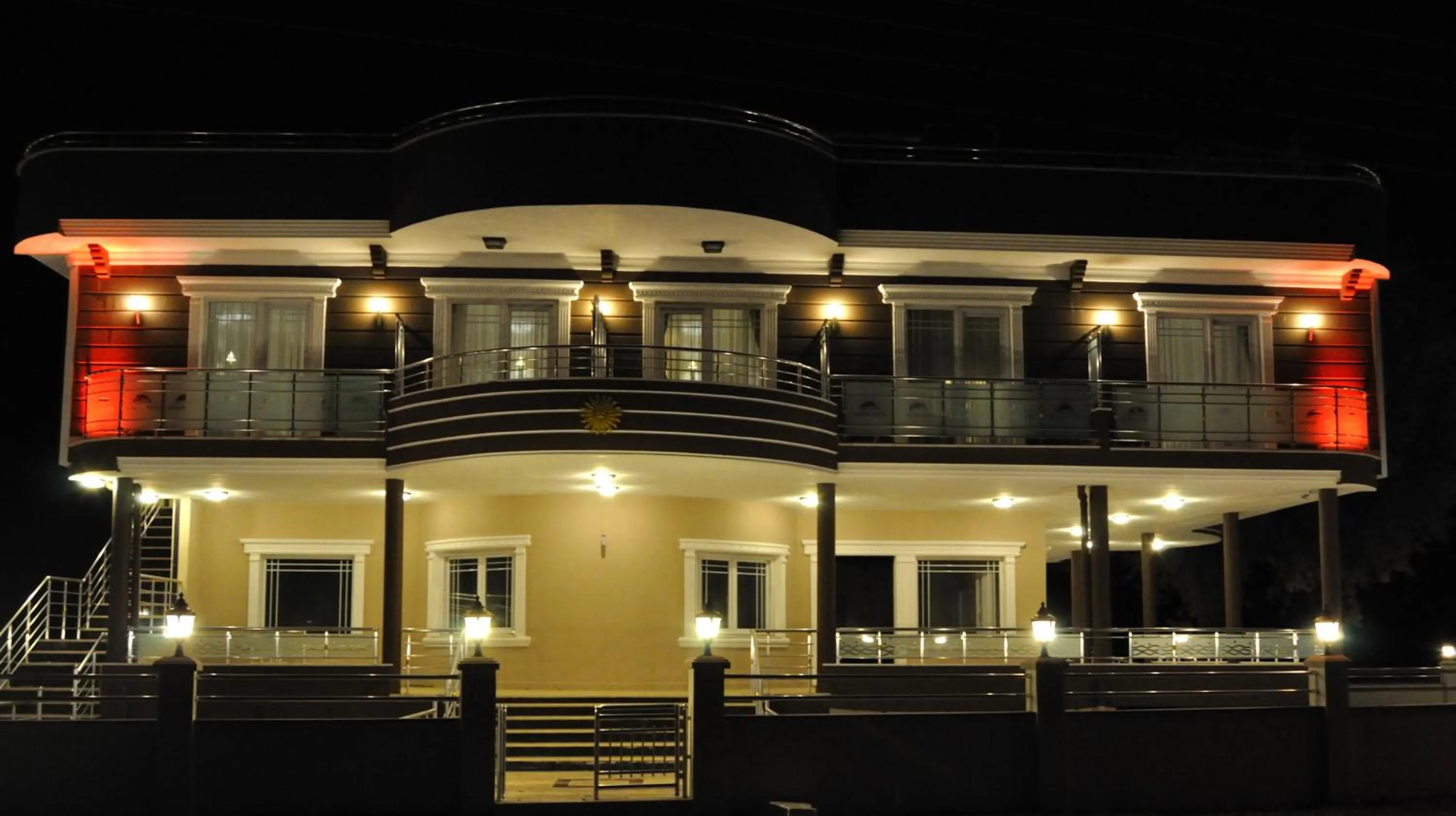 Property building in Geyi̇kli̇ Sunshi̇ne Hotel