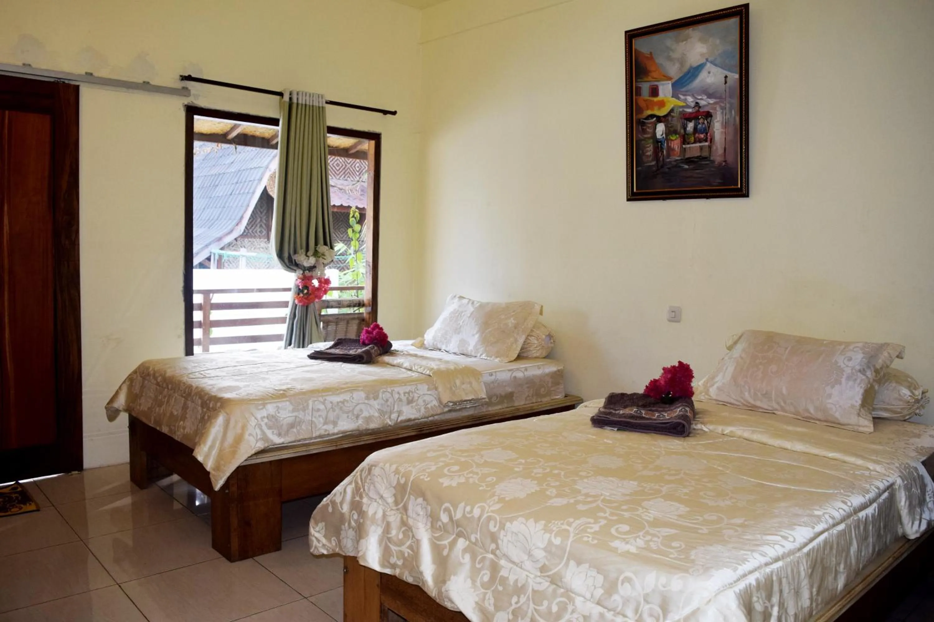 Bedroom, Bed in Panda Cottage