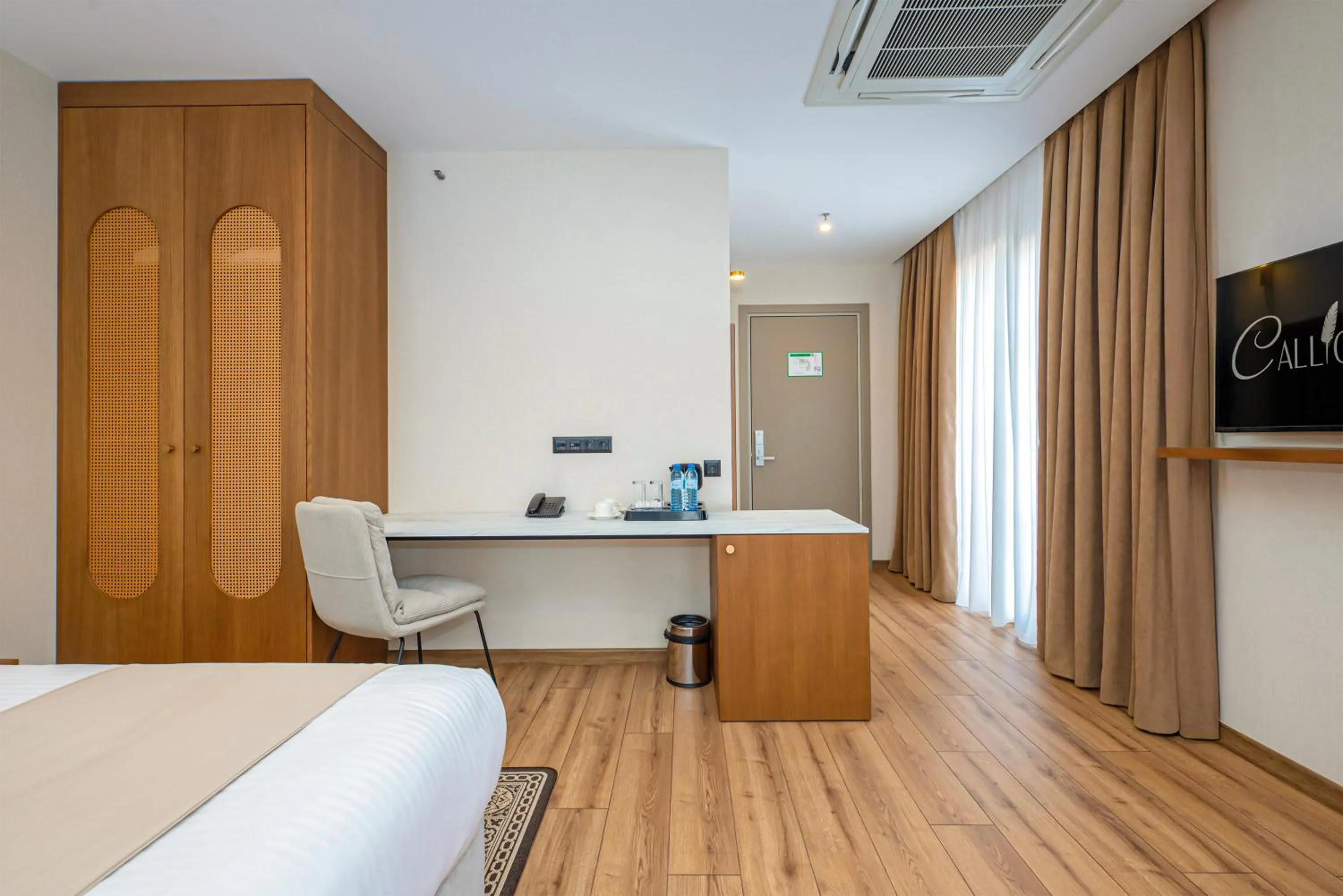 Bedroom, Bed in Boutique Hotel Calligraphy