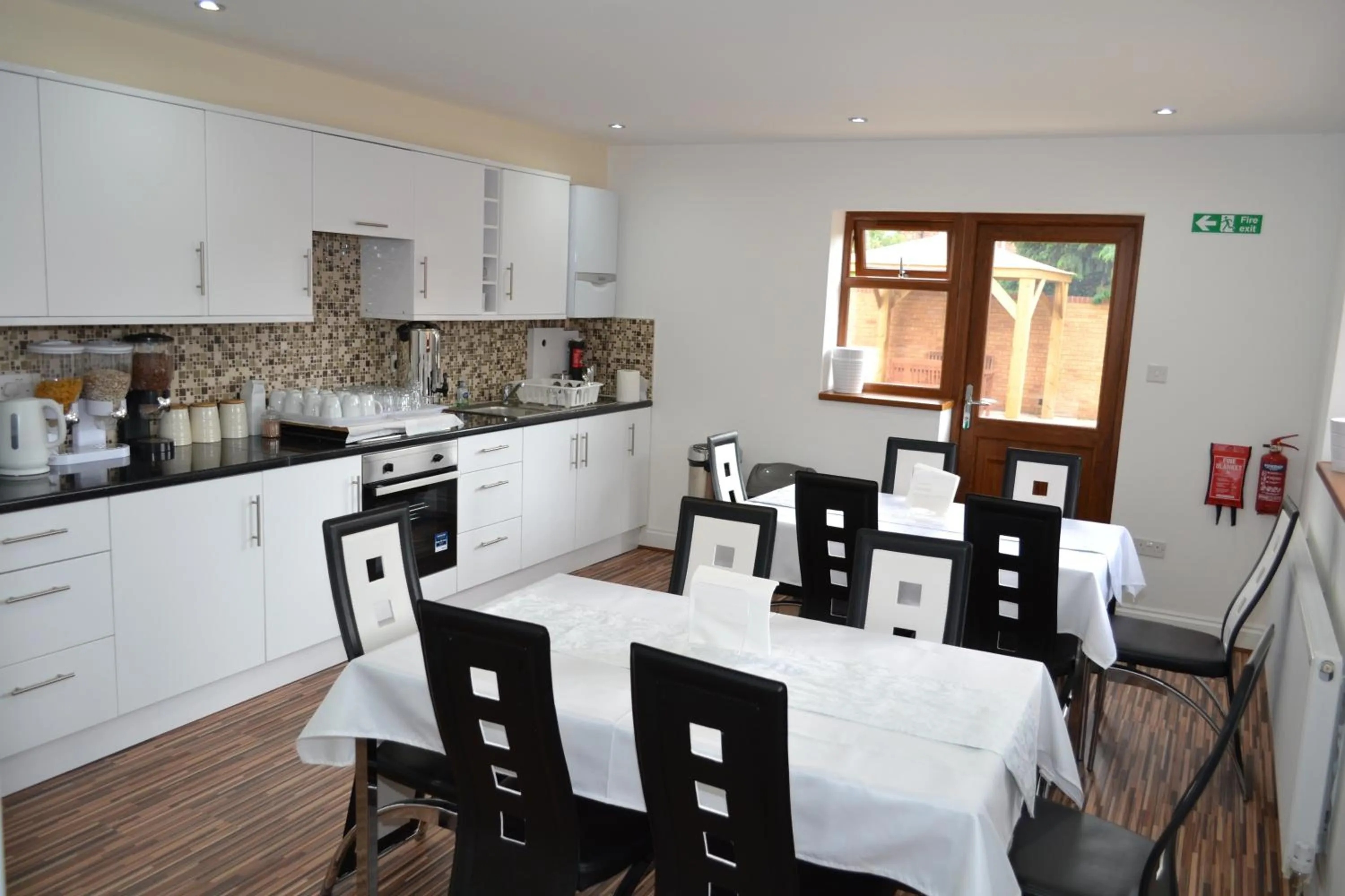 Restaurant/places to eat in Heathrow Travellers Hub