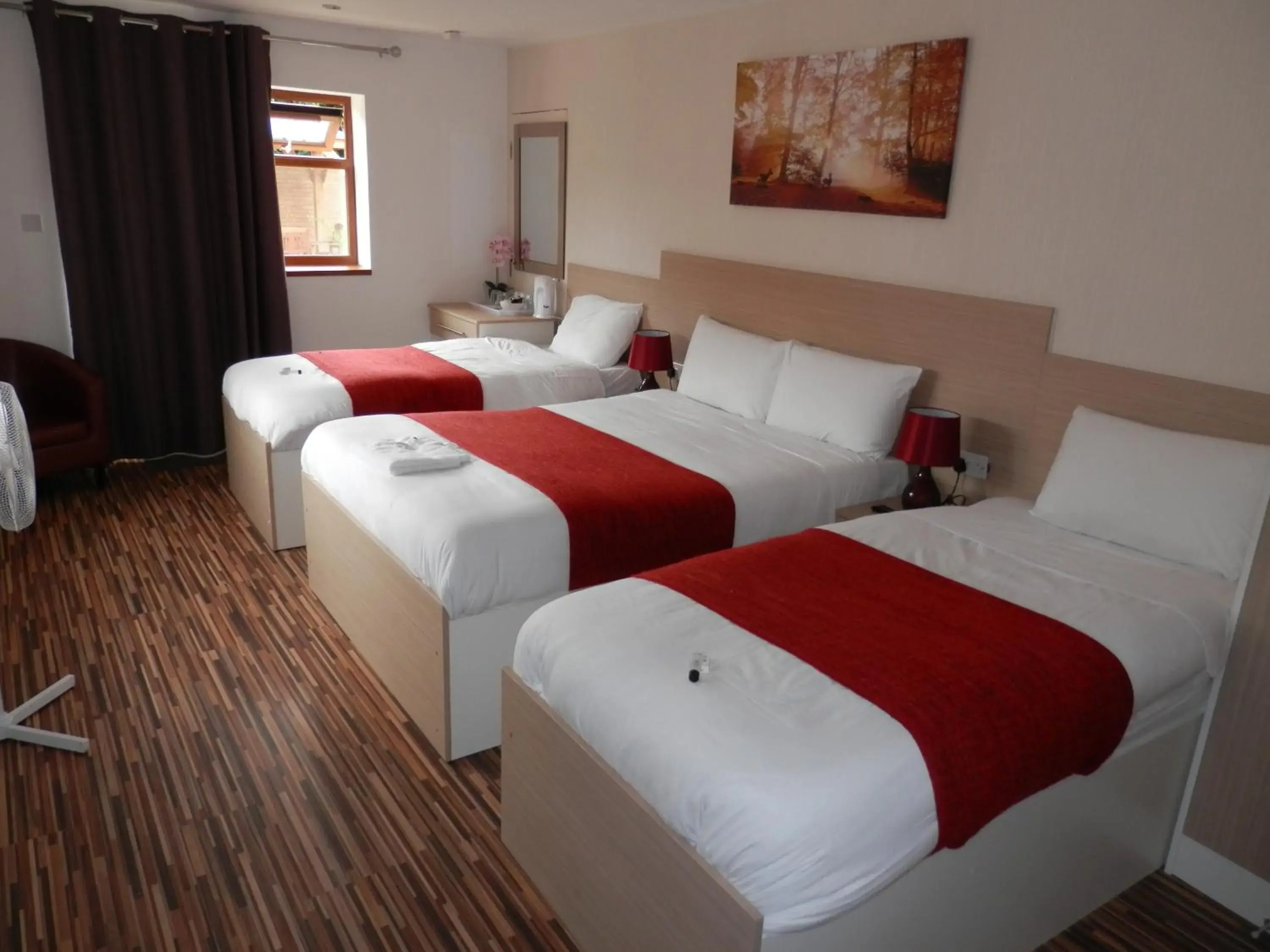 Standard Family Room in Heathrow Travellers Hub Standard Family Room in Heathrow Travellers Hub