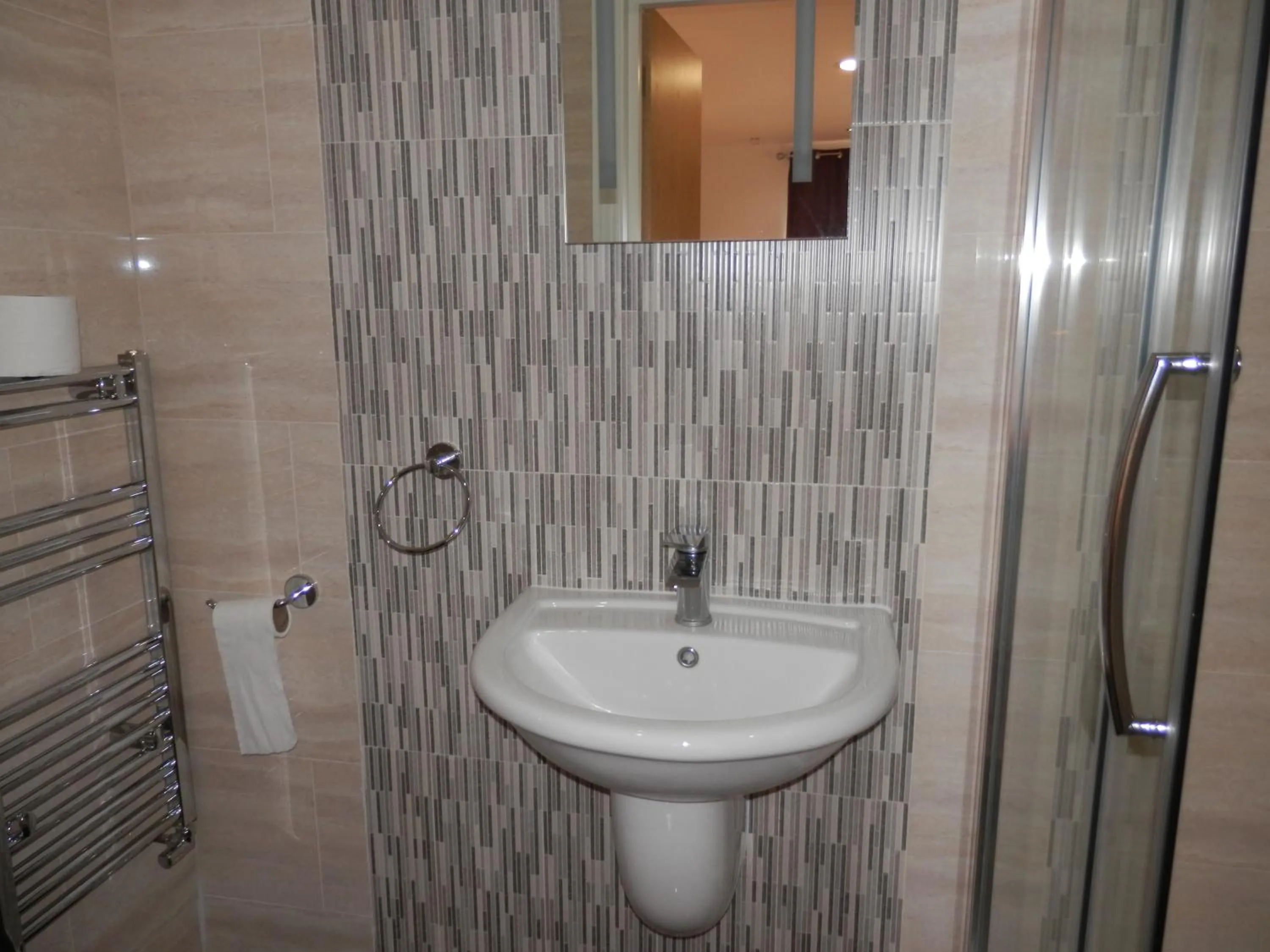 Toilet in Heathrow Travellers Hub