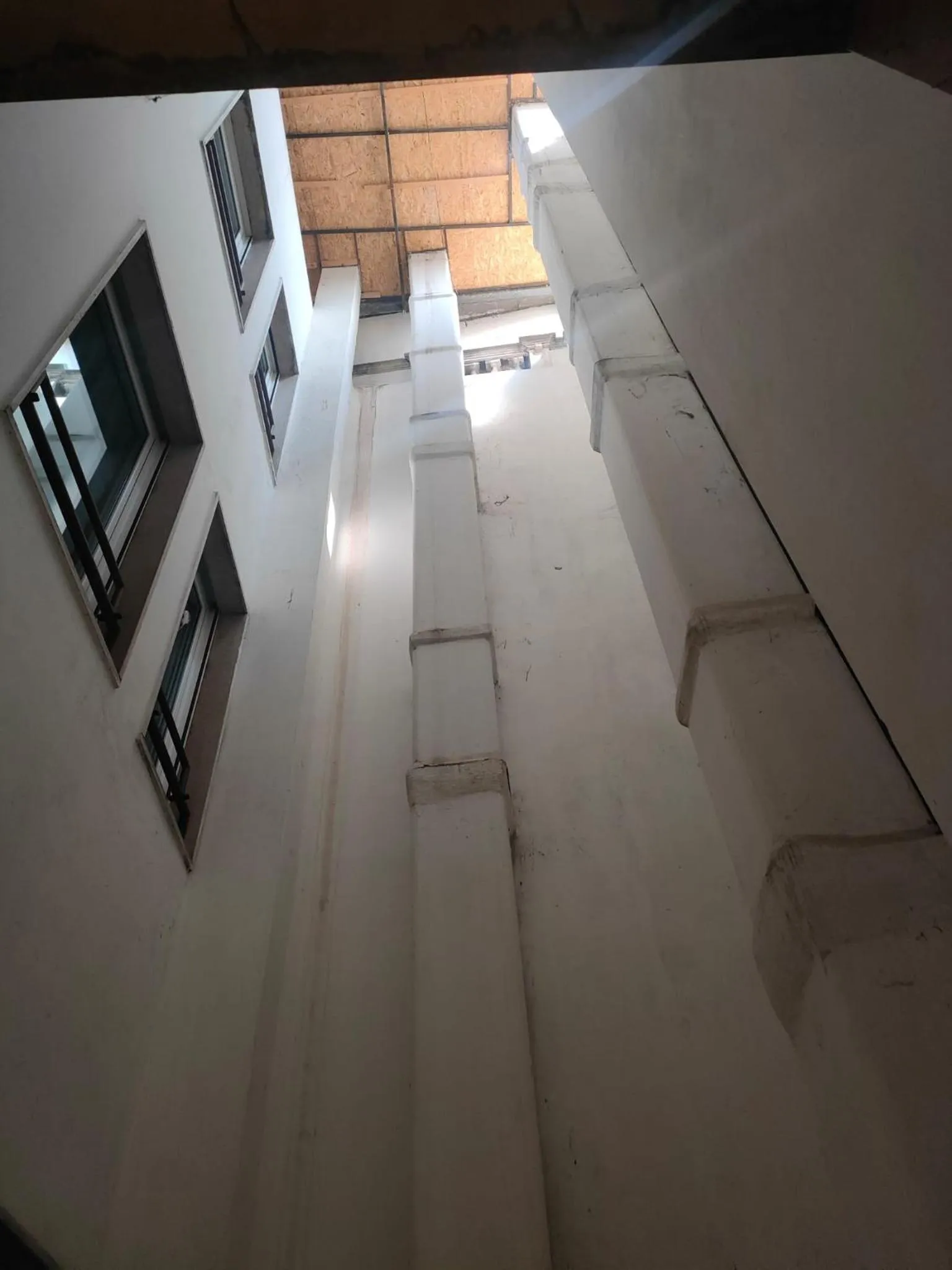 Inner courtyard view in Hotel Bell'arrivo by Dori