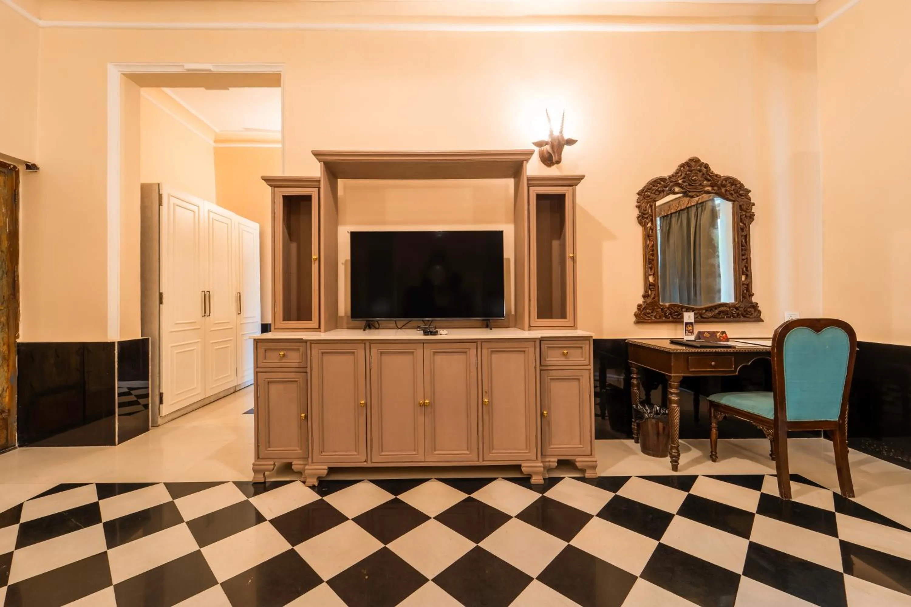 Living room in The Royal Retreat Resort & Spa