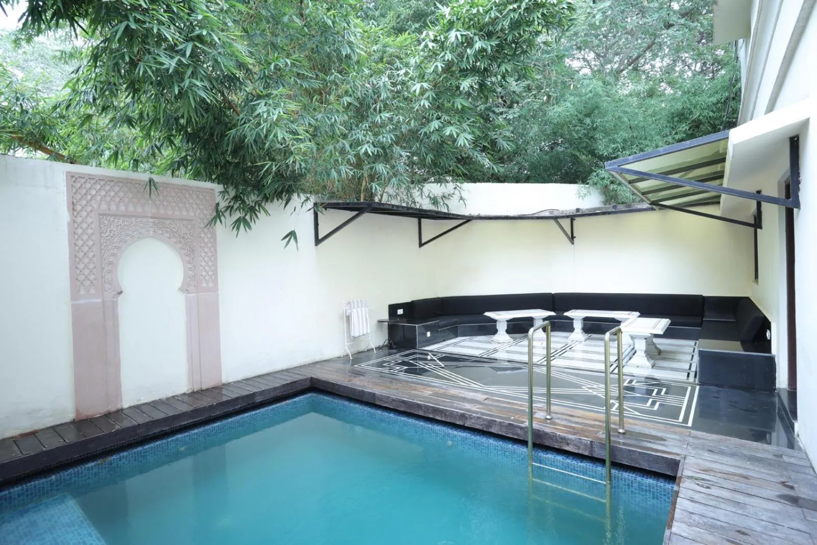 Swimming pool in The Royal Retreat Resort & Spa