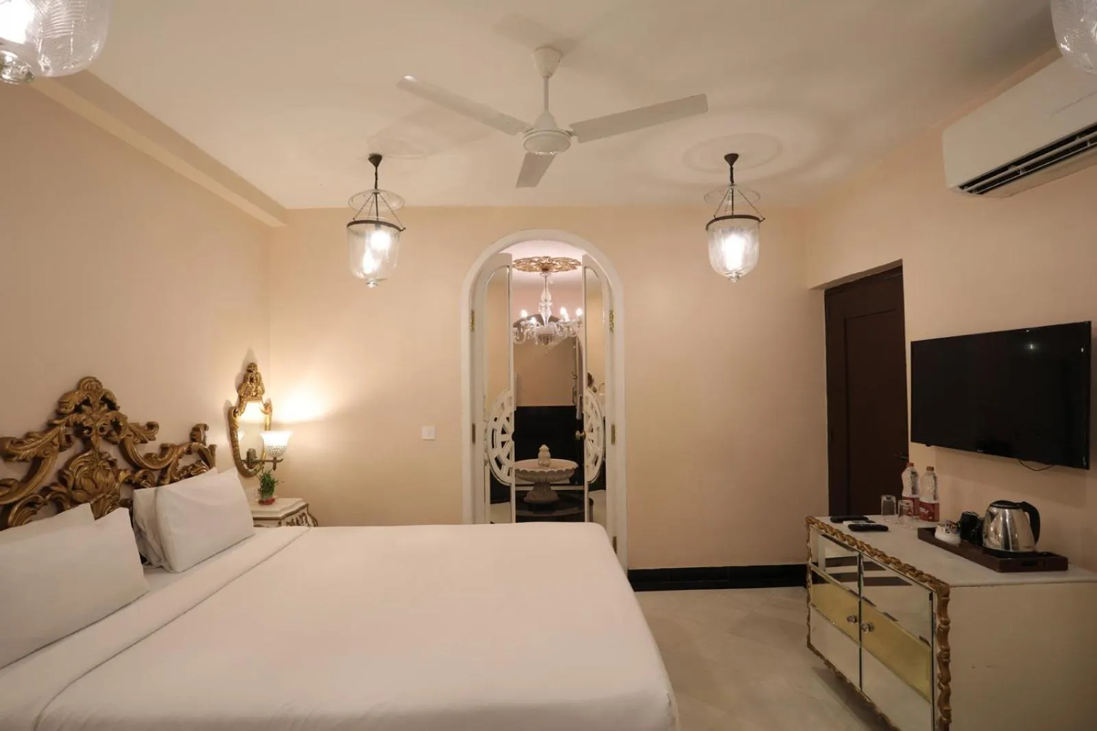 Bedroom in The Royal Retreat Resort & Spa