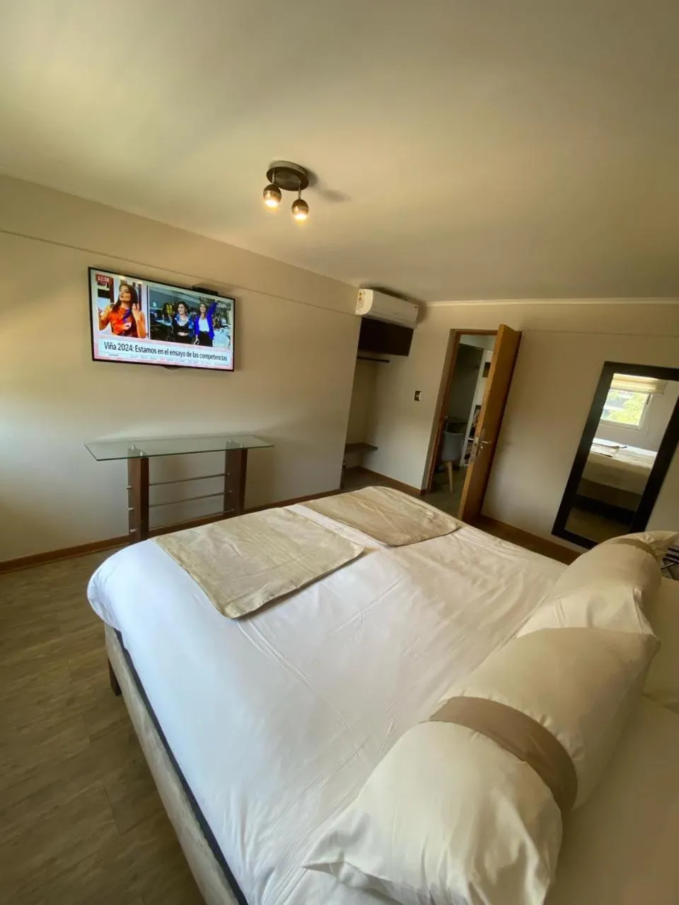 air conditioner, Bed in Hotel Boutique Reyall