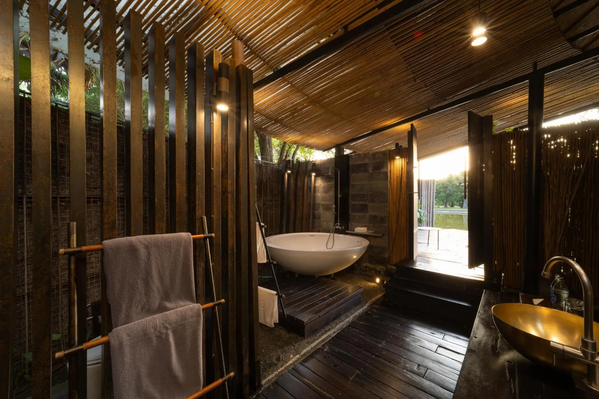 Toilet in Sanctuary Kanchanaburi