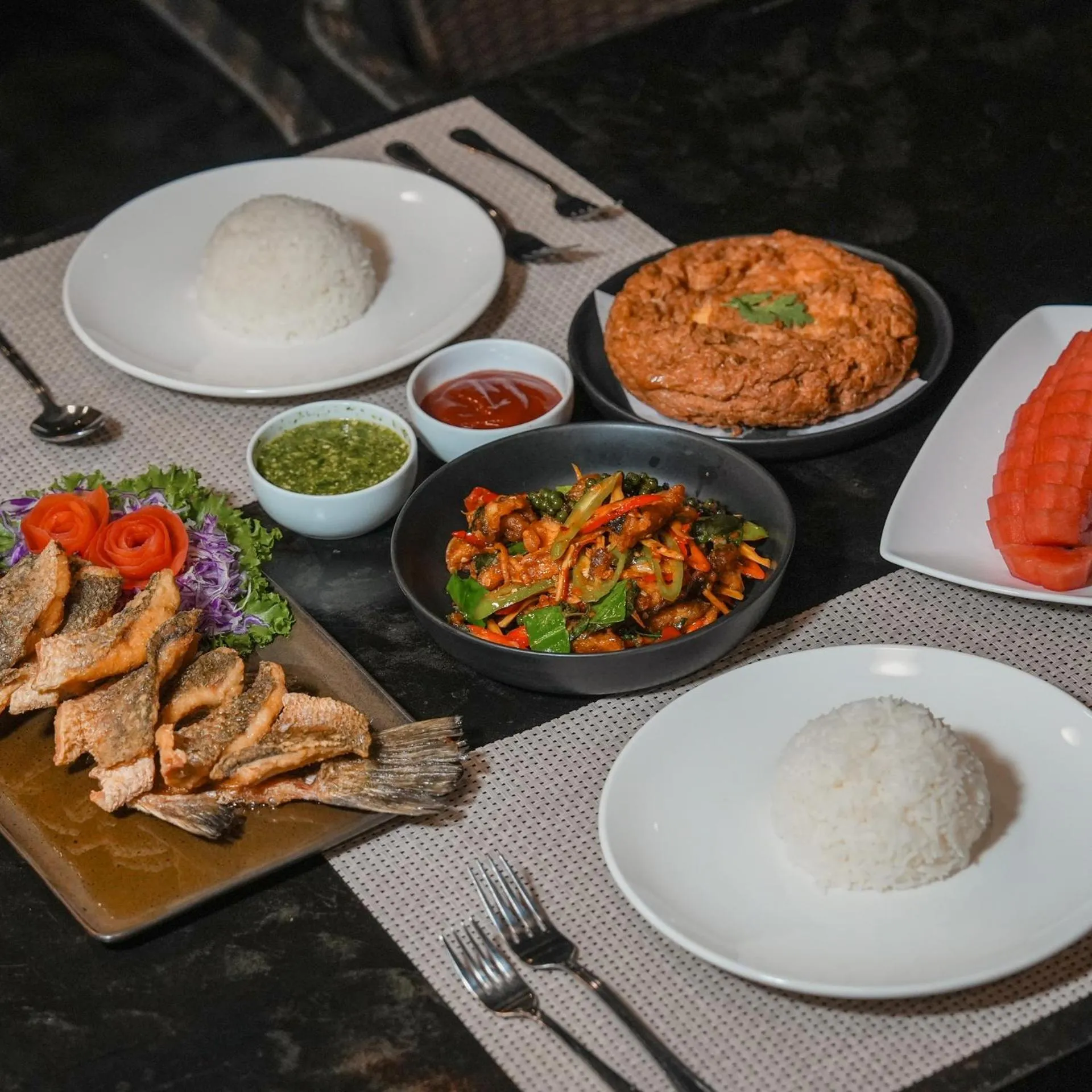 Dinner in Sanctuary Kanchanaburi