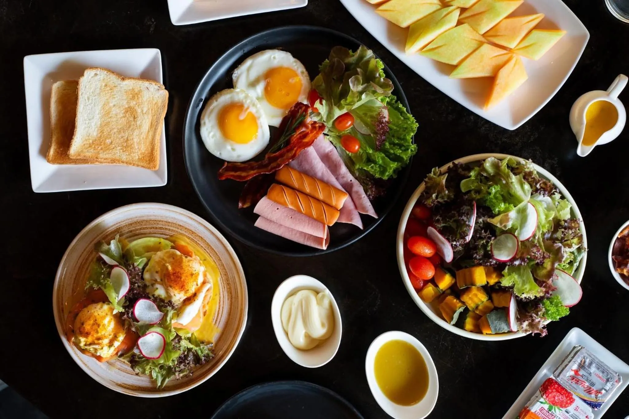 Restaurant/places to eat in Sanctuary Kanchanaburi