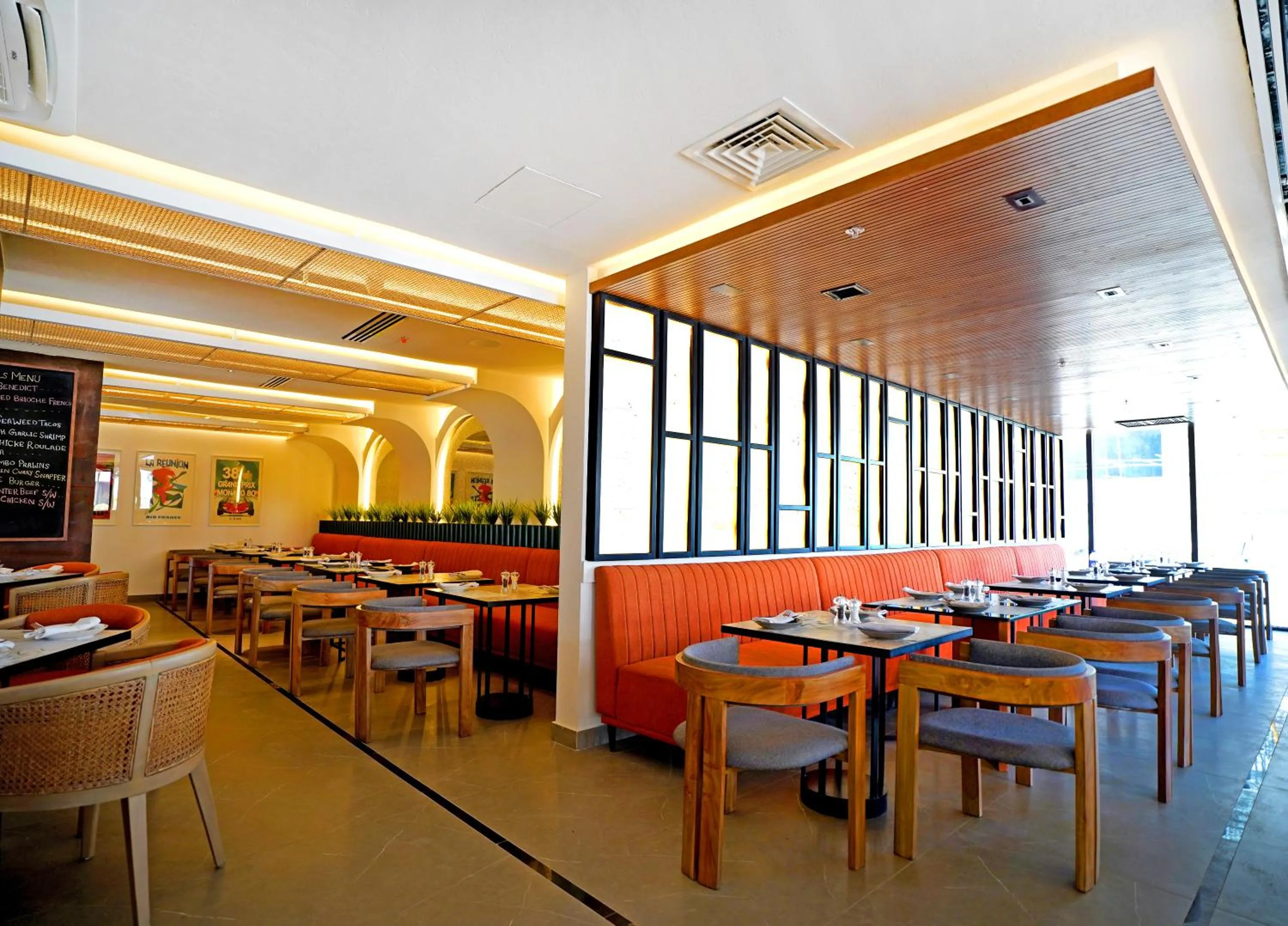 Restaurant/places to eat in Ambiance Boutique Art Hotel Islamabad