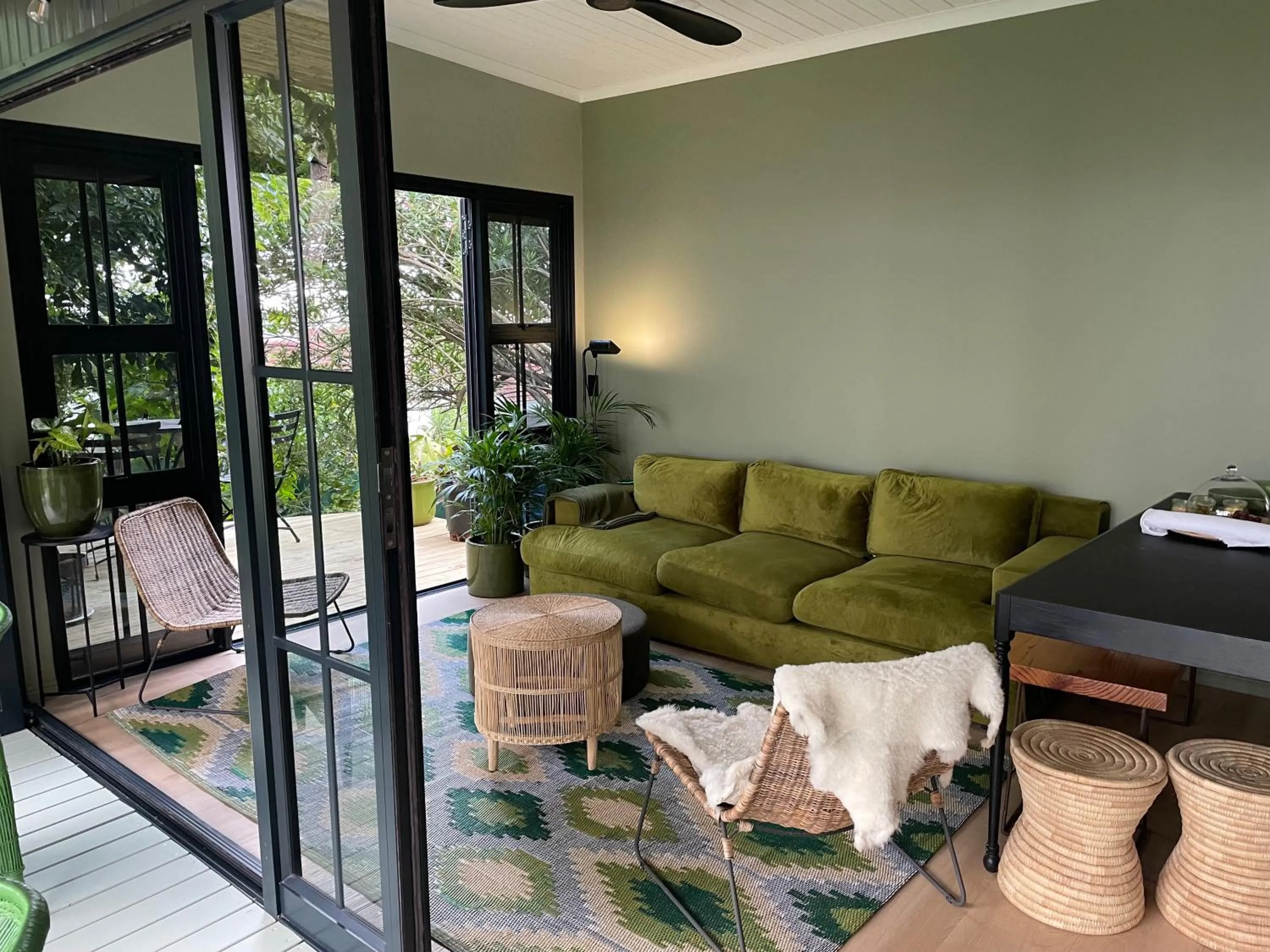 Living room in InAweStays Holiday Homes