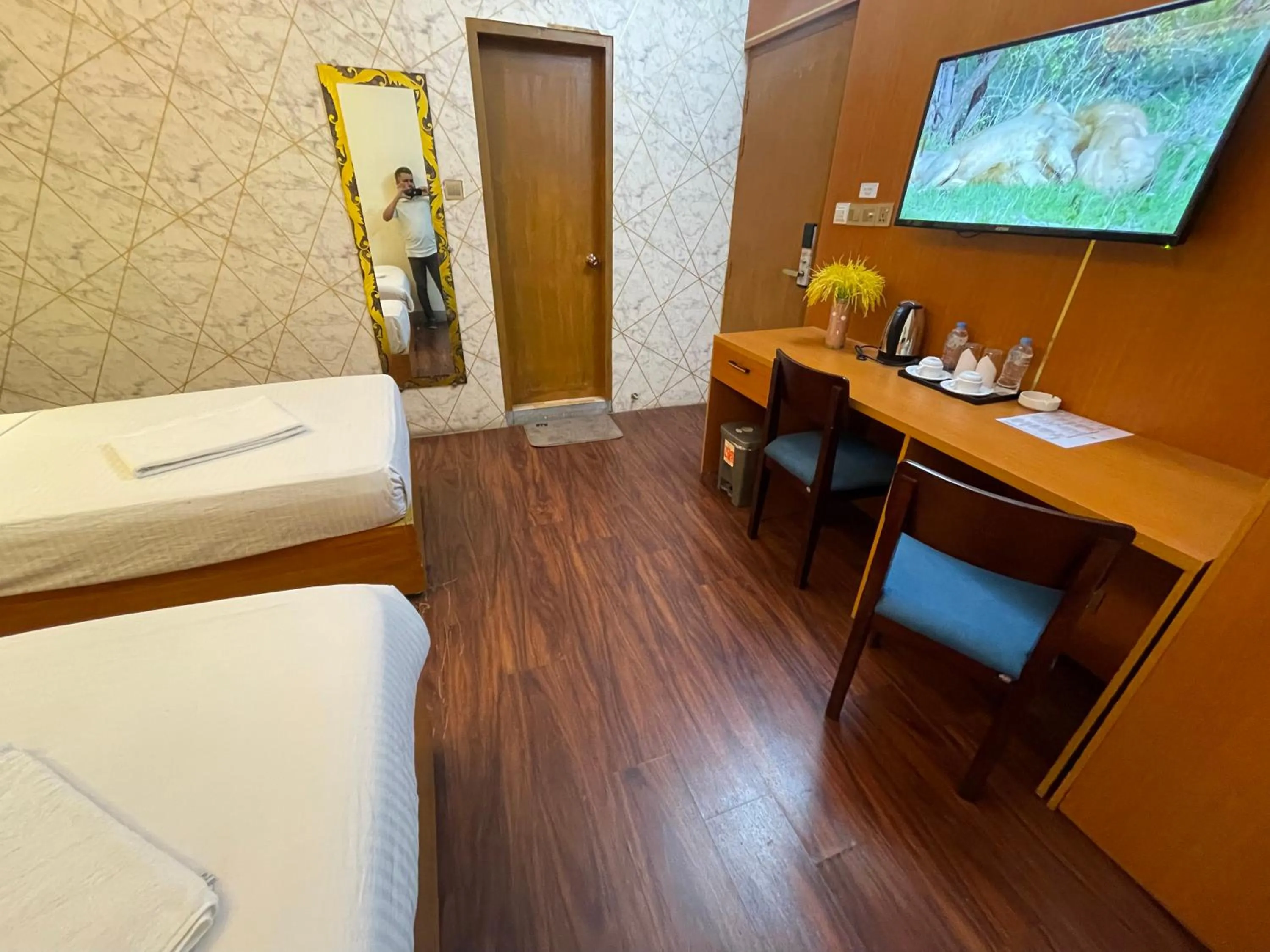 Bed in Hotel Rosewood Uttara