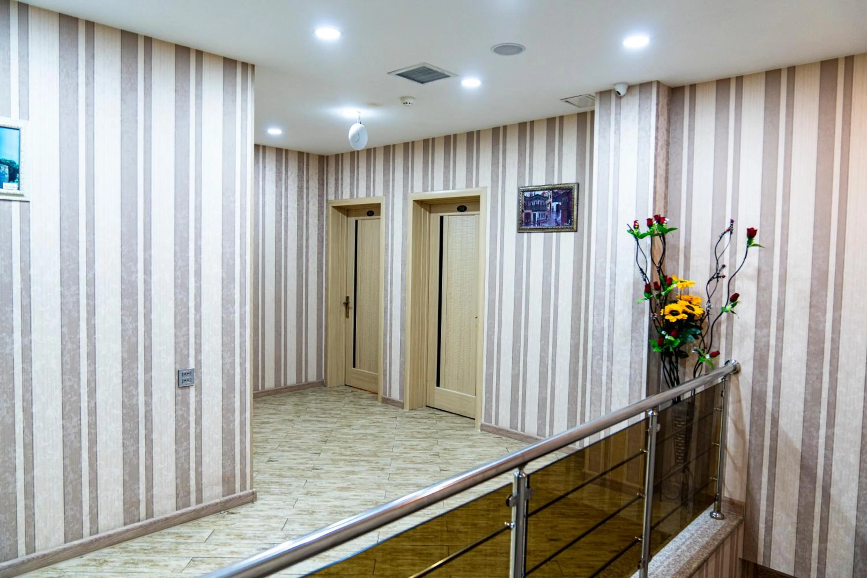 Decorative detail in Sebail Inn Hotel Badamdar and Shah Hostel