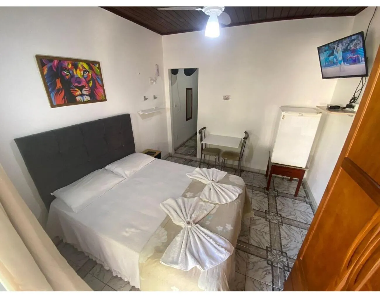 Property building, Bed in Pousada Ninho da Coruja