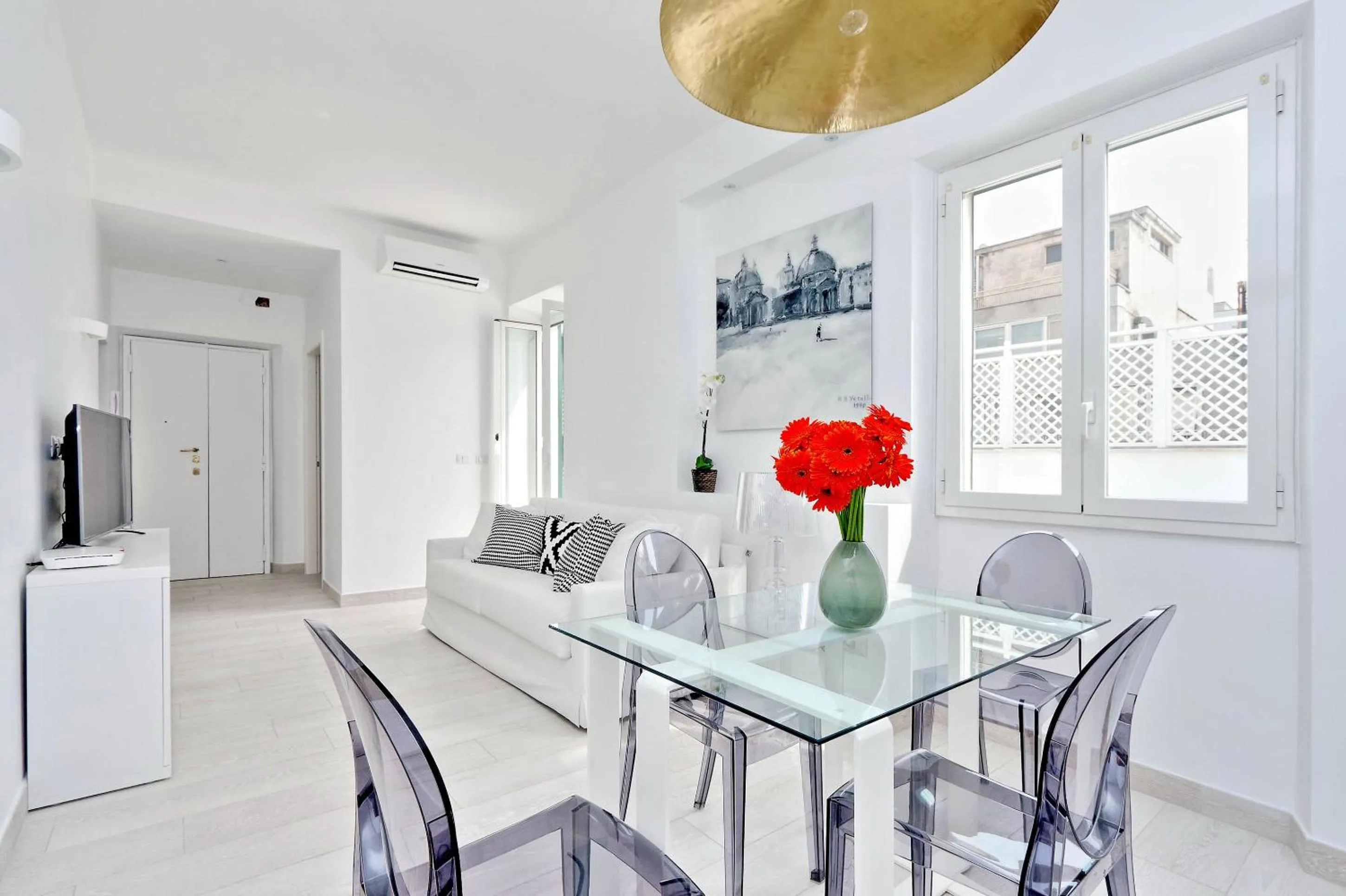 Dining area in Monti Apartments - My Extra Home