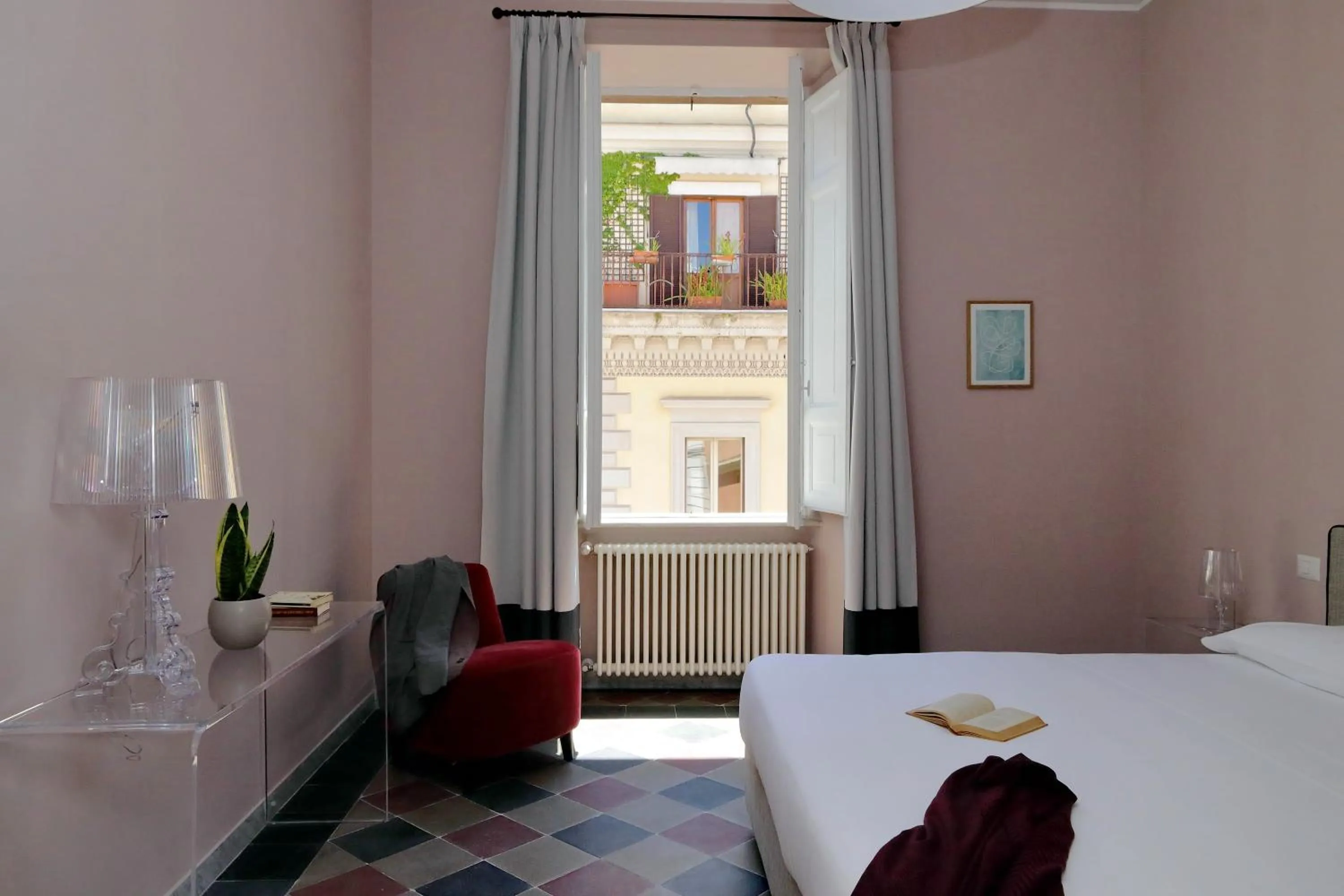 Bed in Monti Apartments - My Extra Home