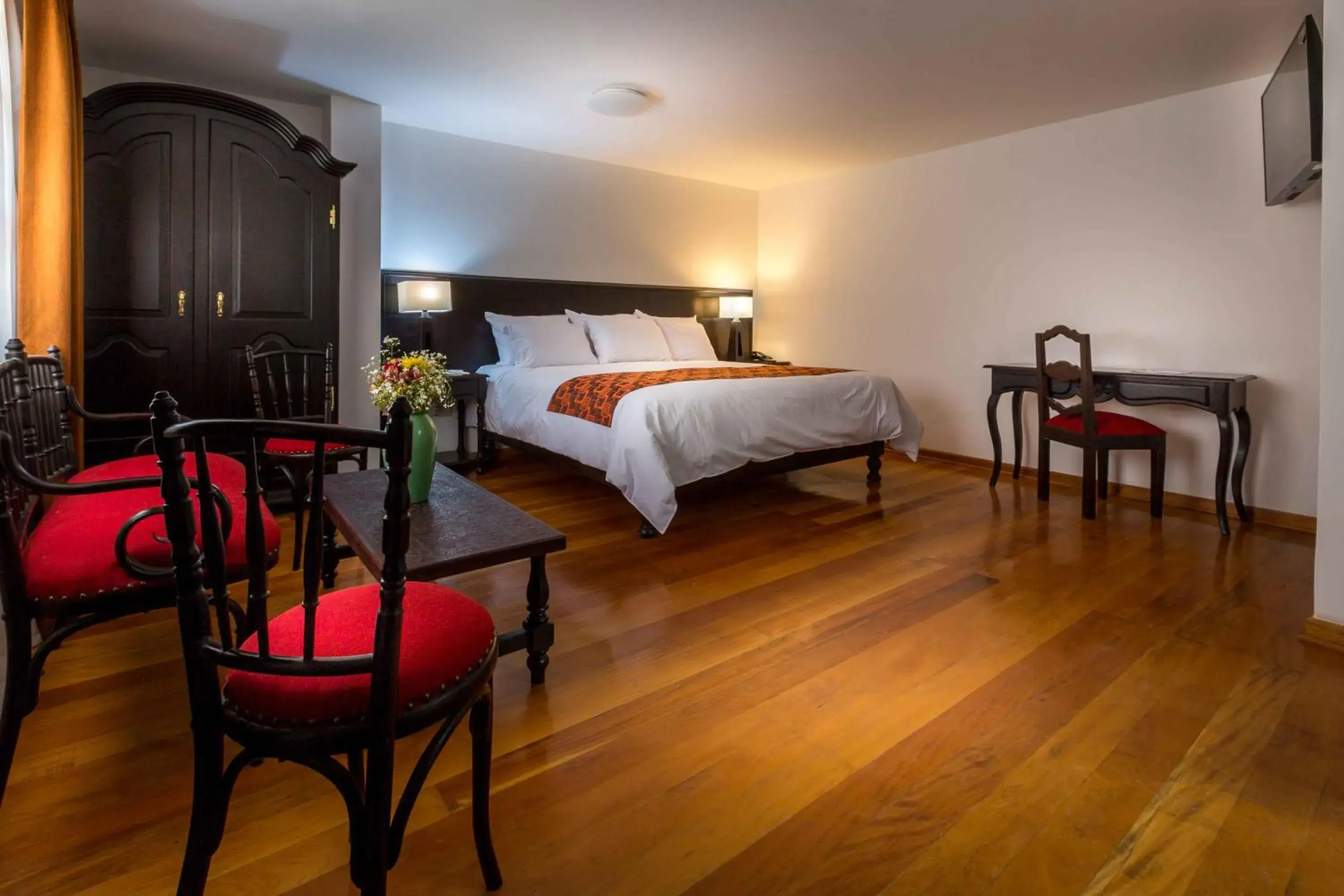 Junior Suite in Illa Hotel Junior Suite in Illa Hotel