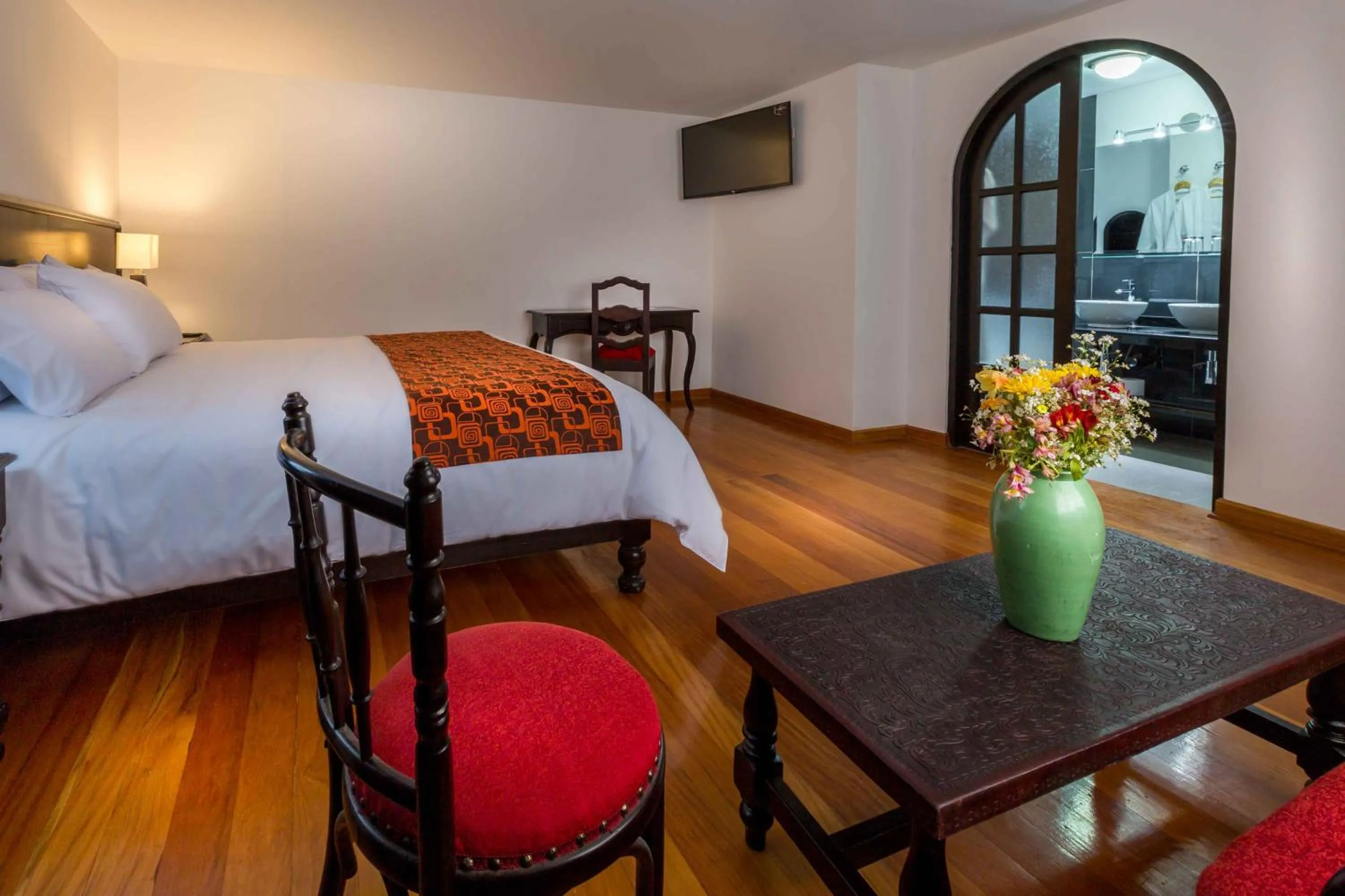 Bedroom, Bed in Illa Hotel