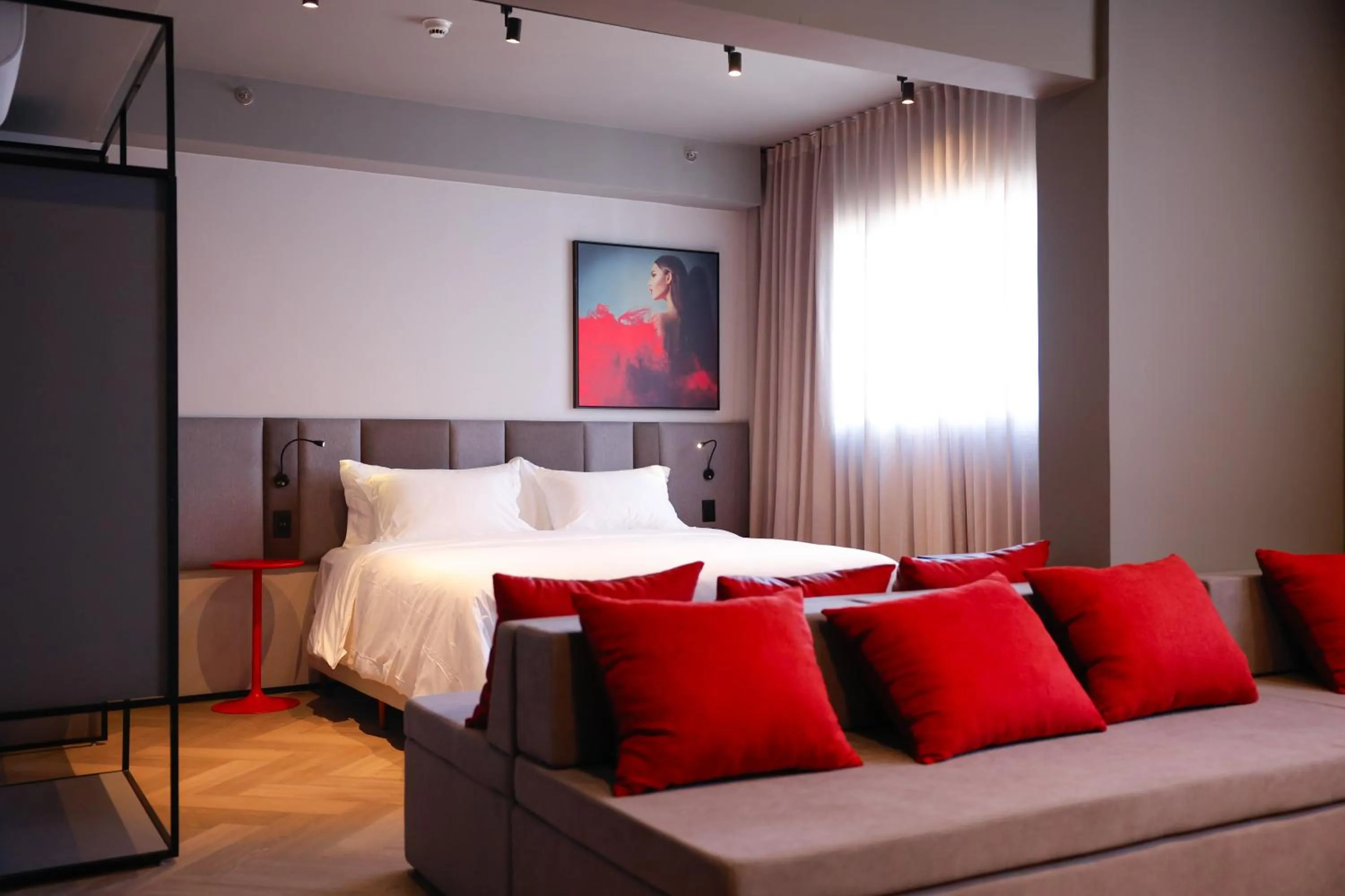 Photo of the whole room, Bed in Radisson RED Ibirapuera