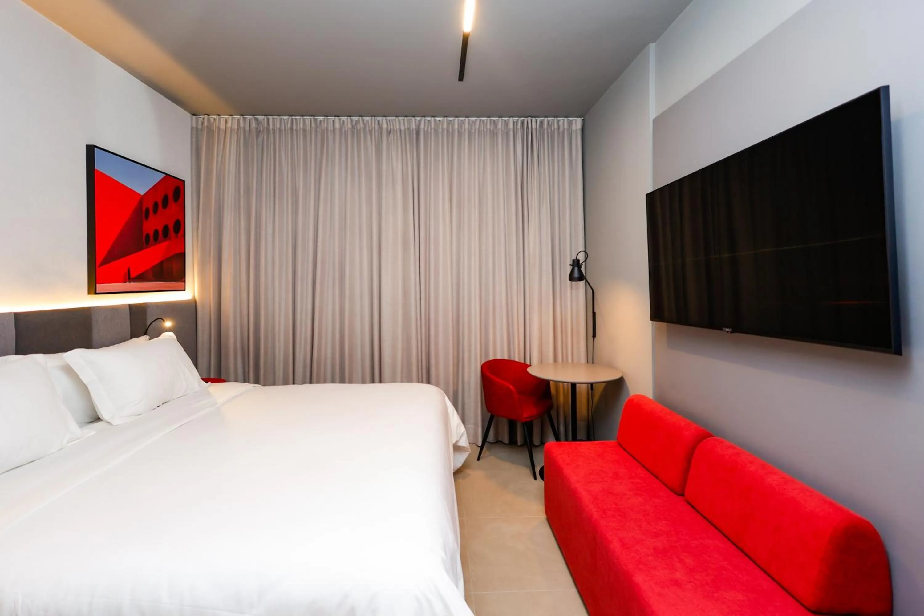 Photo of the whole room, Bed in Radisson RED Ibirapuera