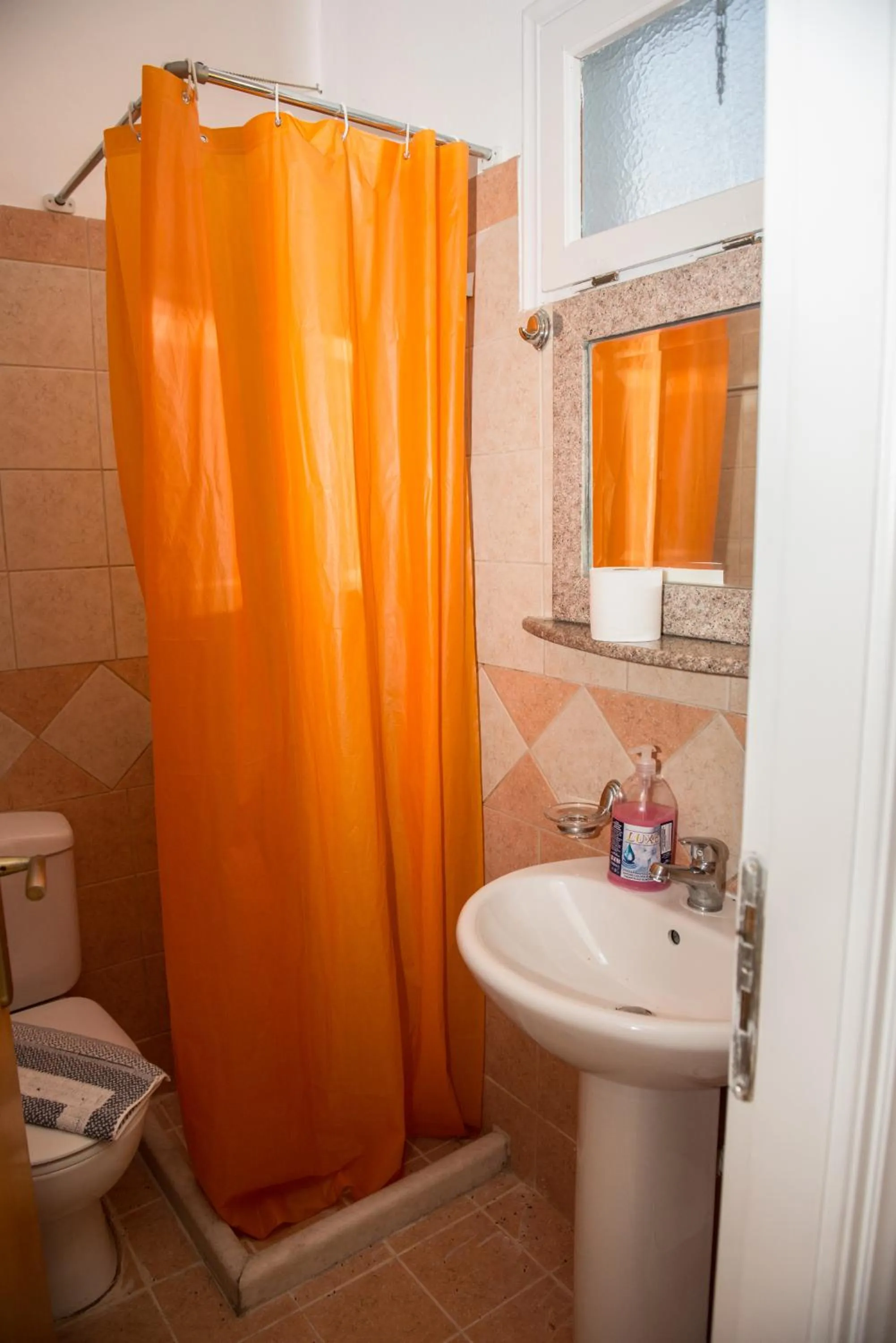 Bathroom in Summer Bed Nydri