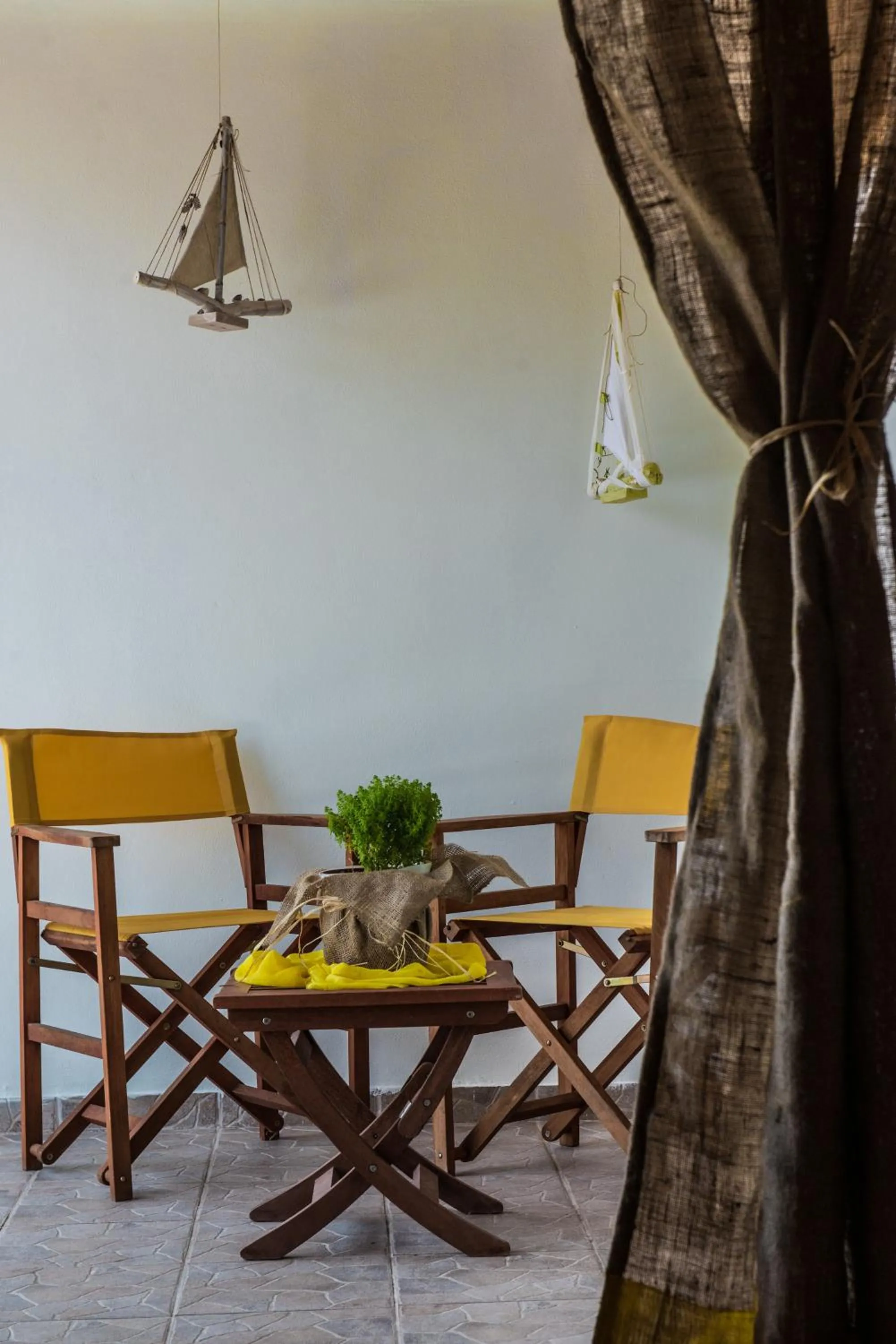 Seating area in Summer Bed Nydri