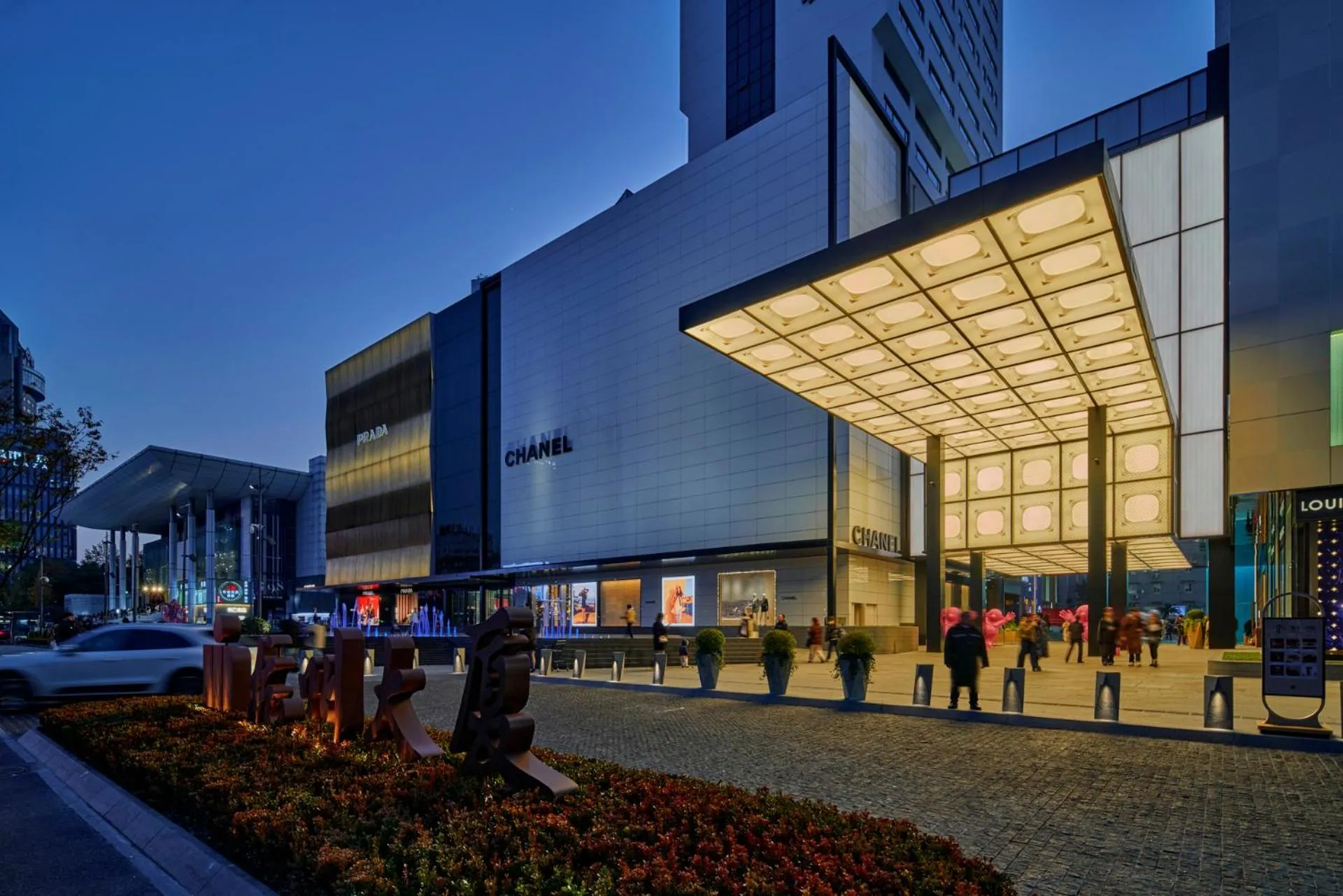 Property building in Hangzhou Tower Hotel