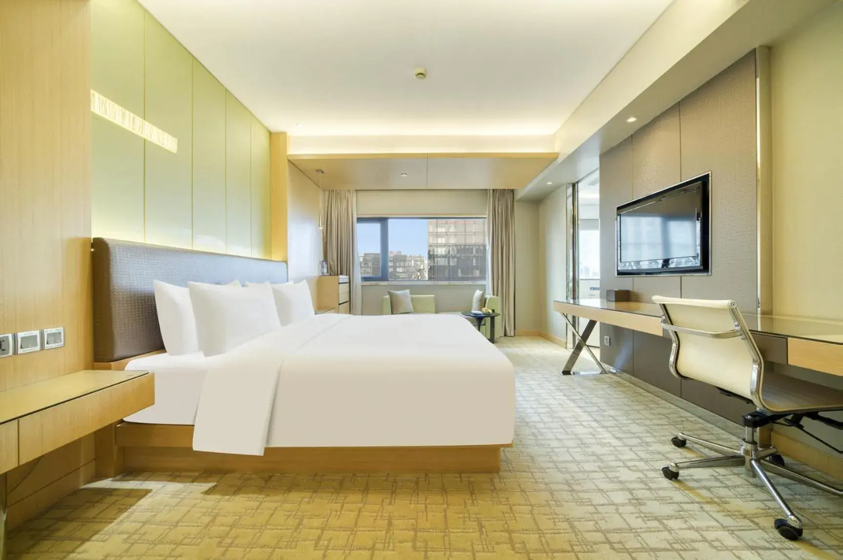 Deluxe Queen Room in Hangzhou Tower Hotel Deluxe Queen Room in Hangzhou Tower Hotel