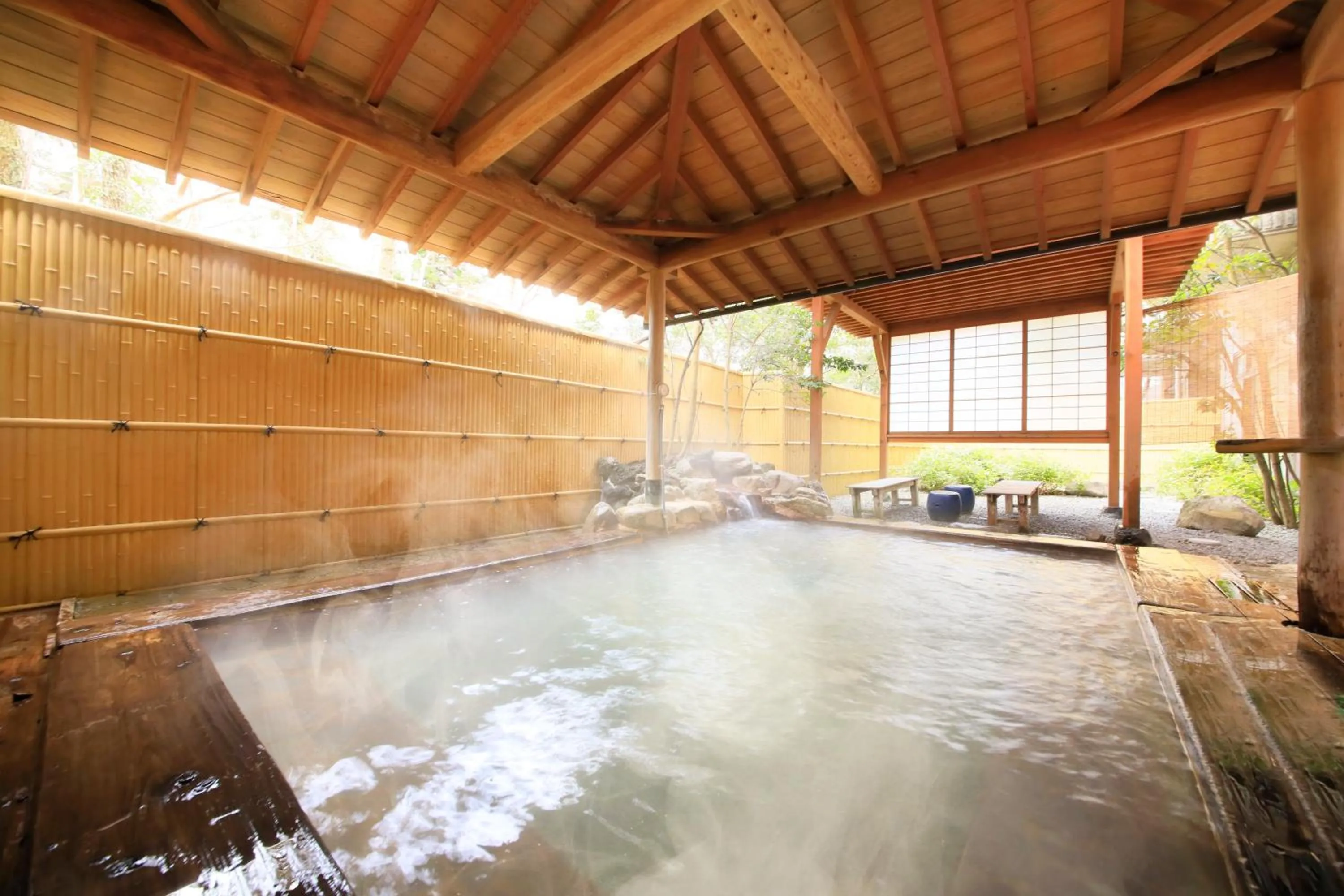 Hot Spring Bath, Swimming Pool in Recove Hakone