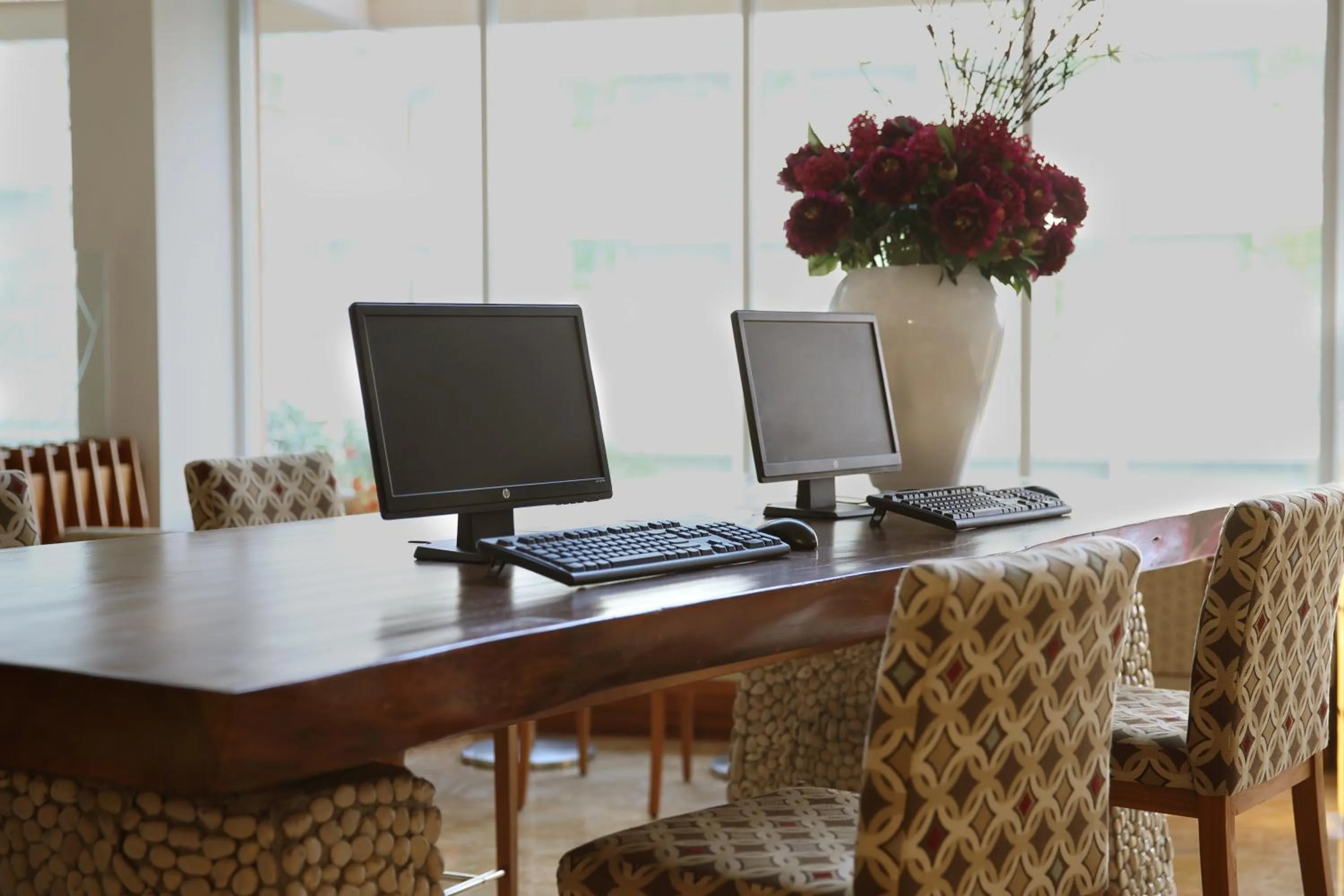 Business facilities in Diamond Hotel Kuta Bali