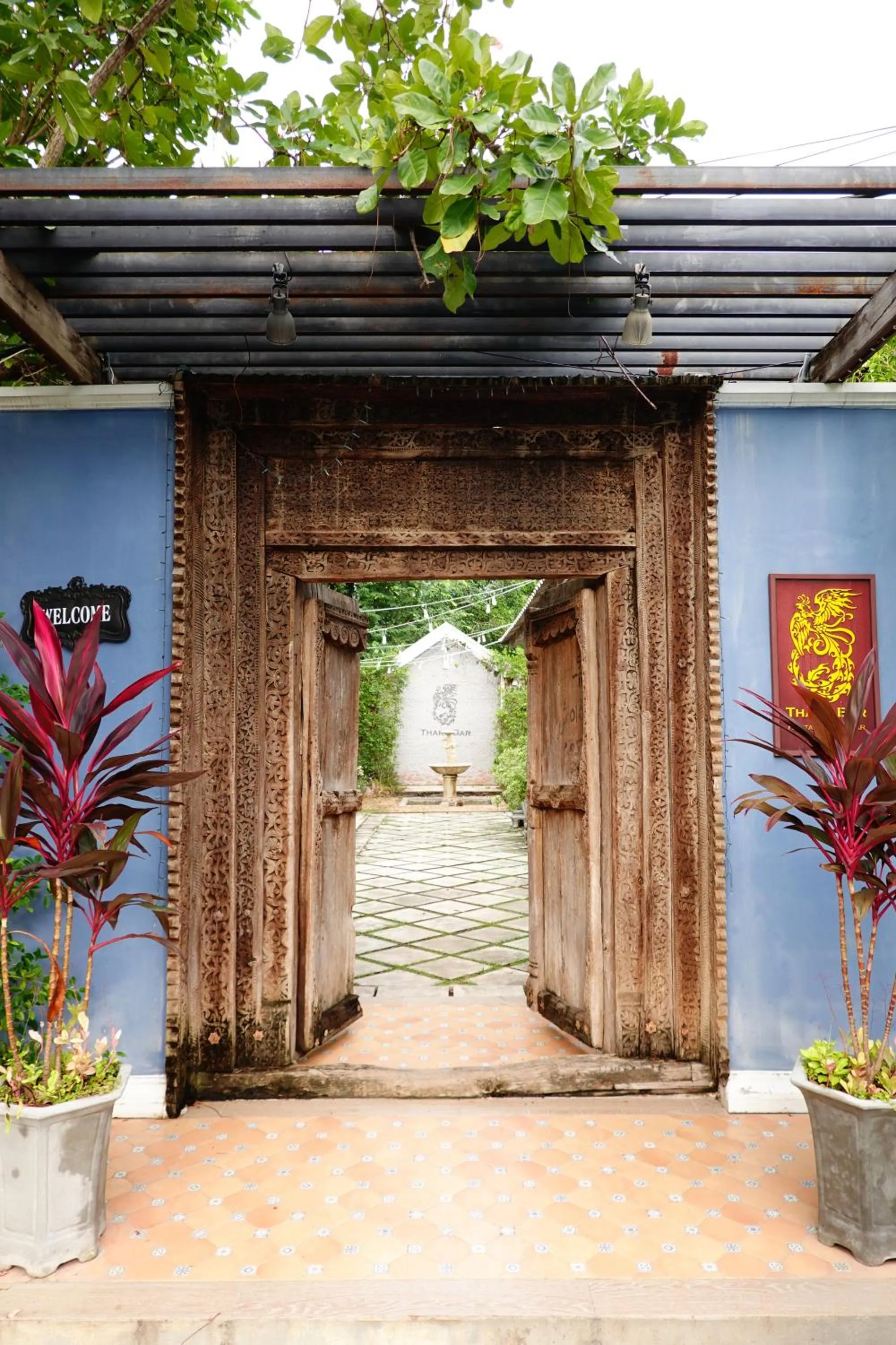 Restaurant/places to eat in Dorm of Happiness by Tharaburi Resort