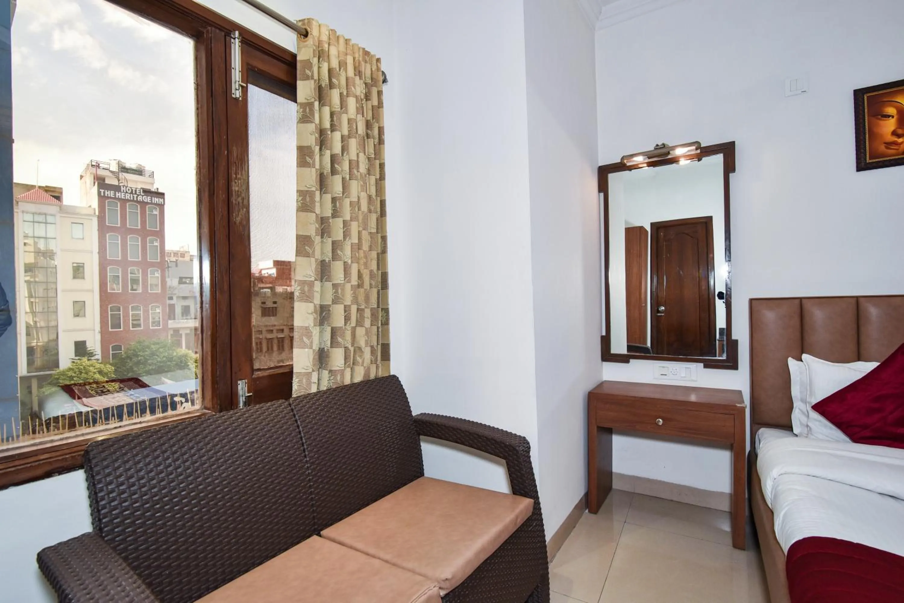 Hotel Sapphire Opposite Golden Temple