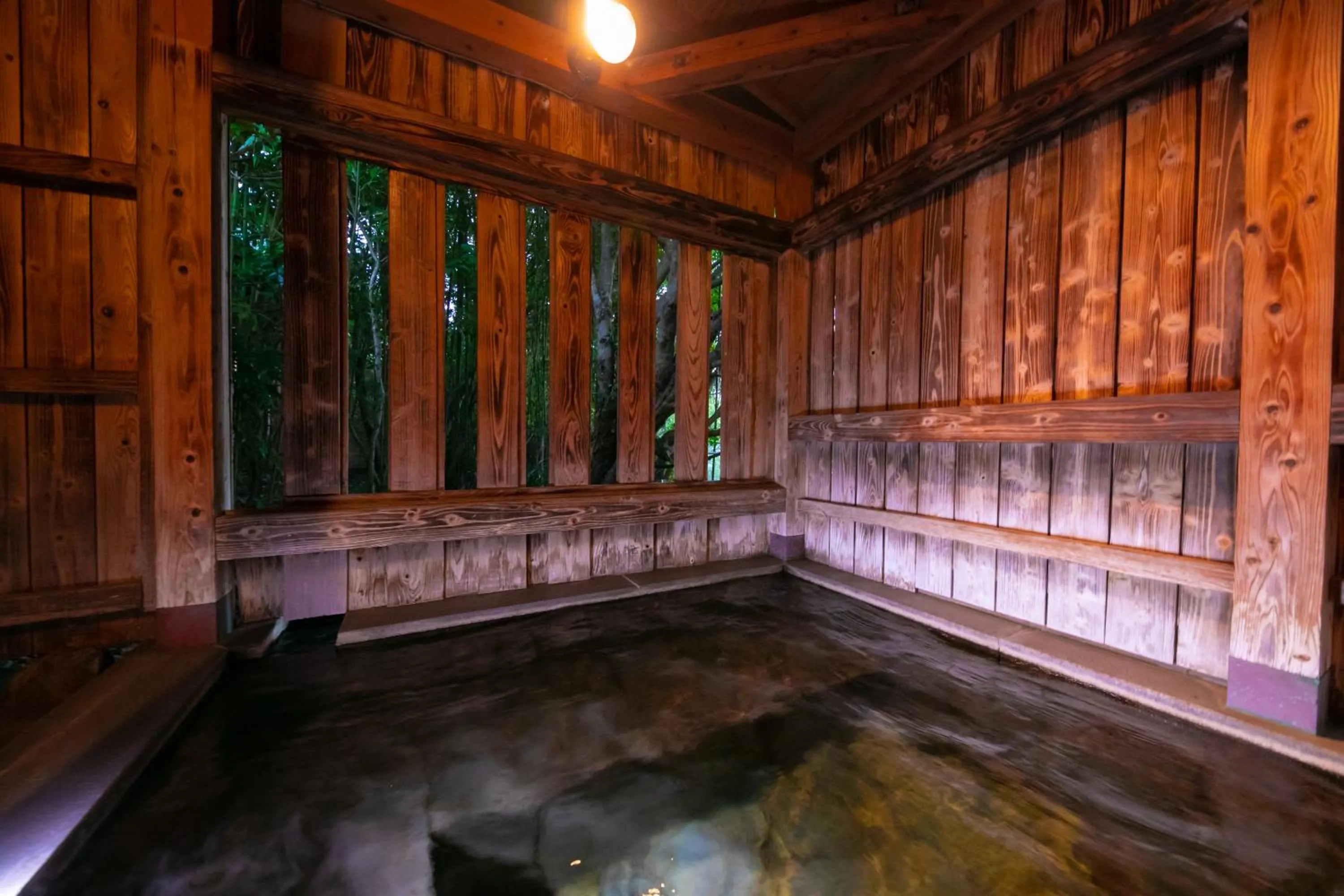 Hot Spring Bath in Baien