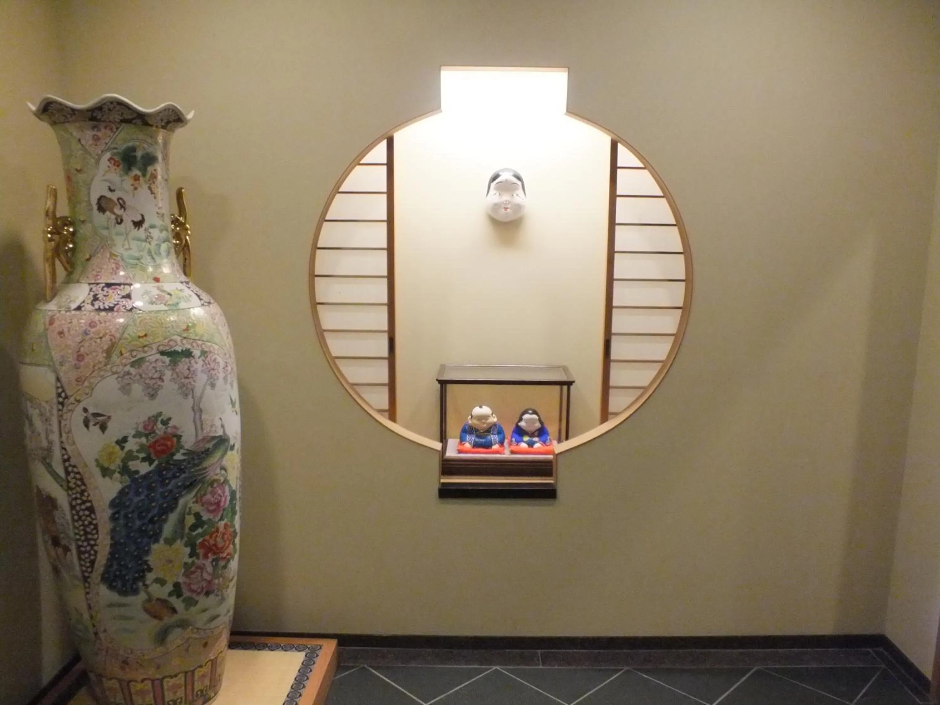 Area and facilities in Hananoyado Fukuya