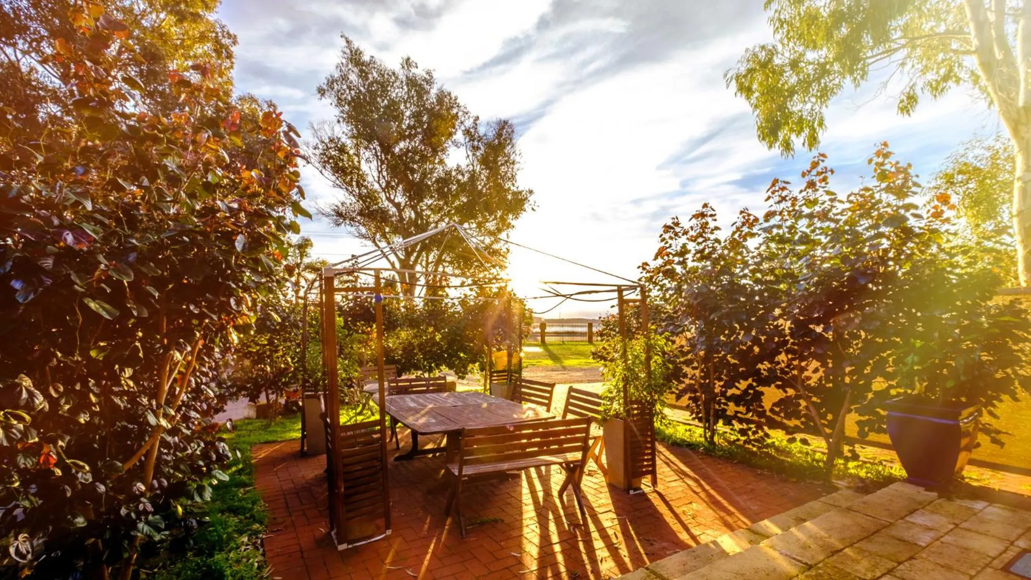 Property building in Australind Tourist Park