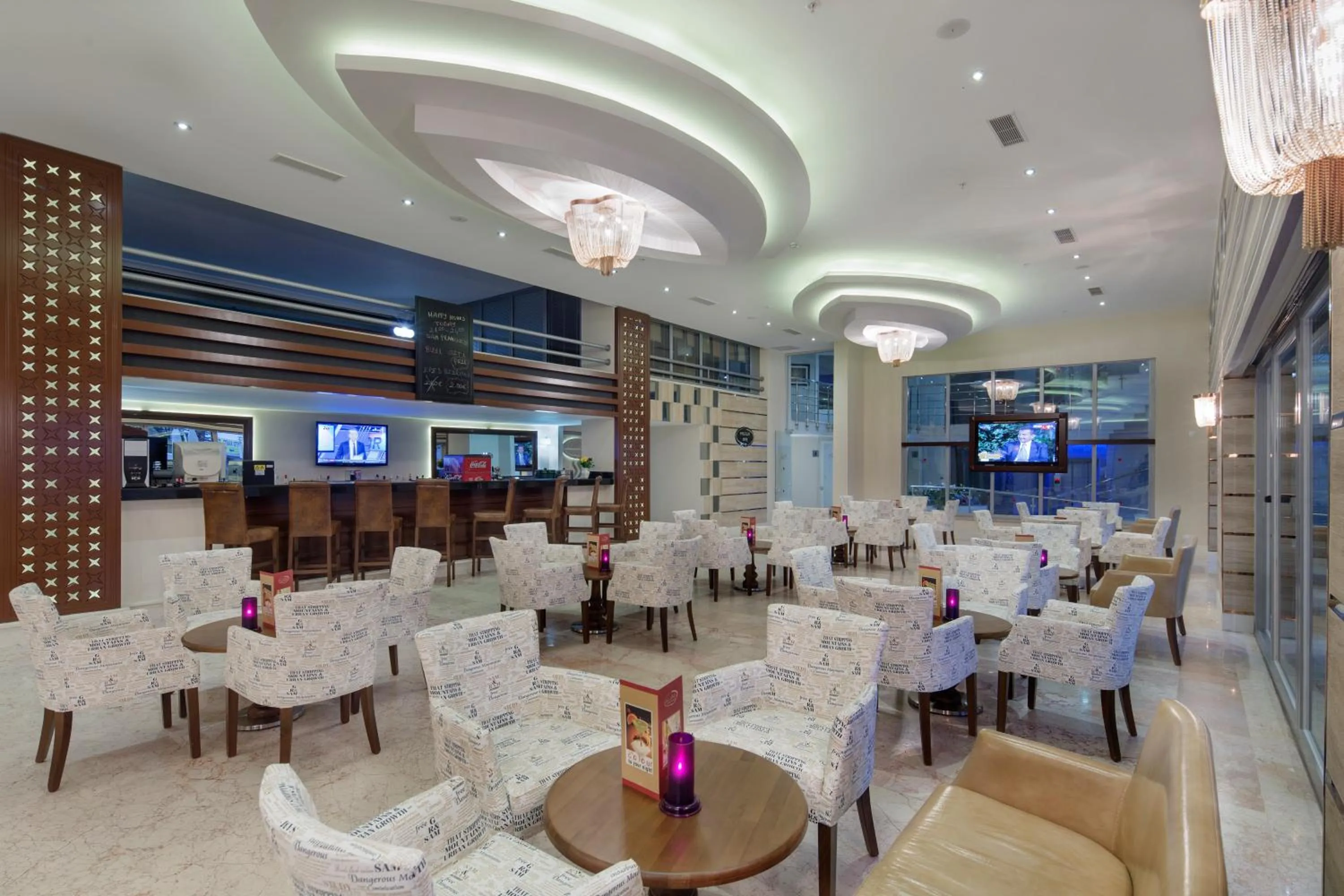 Lounge or bar in Alaiye Kleopatra Hotel