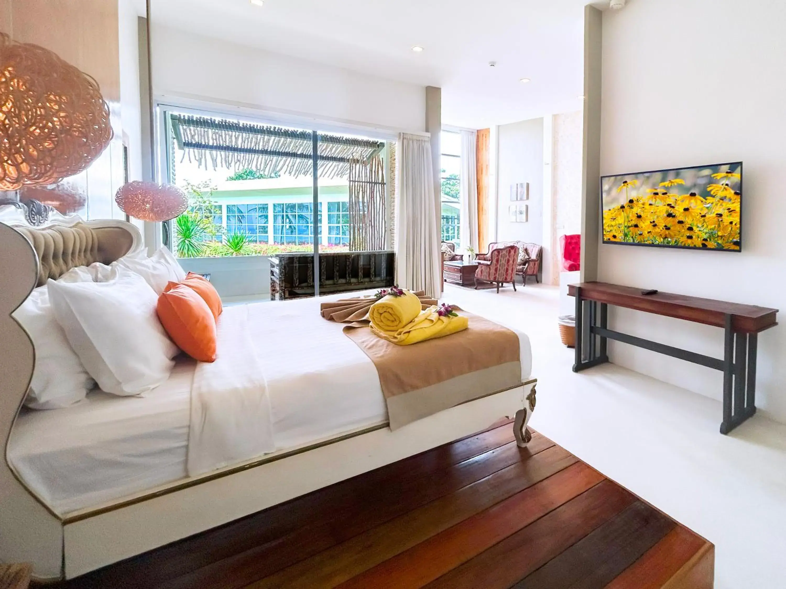 Partial Ocean View Suite in Summer Luxury Beach Resort & Spa Partial Ocean View Suite in Summer Luxury Beach Resort & Spa