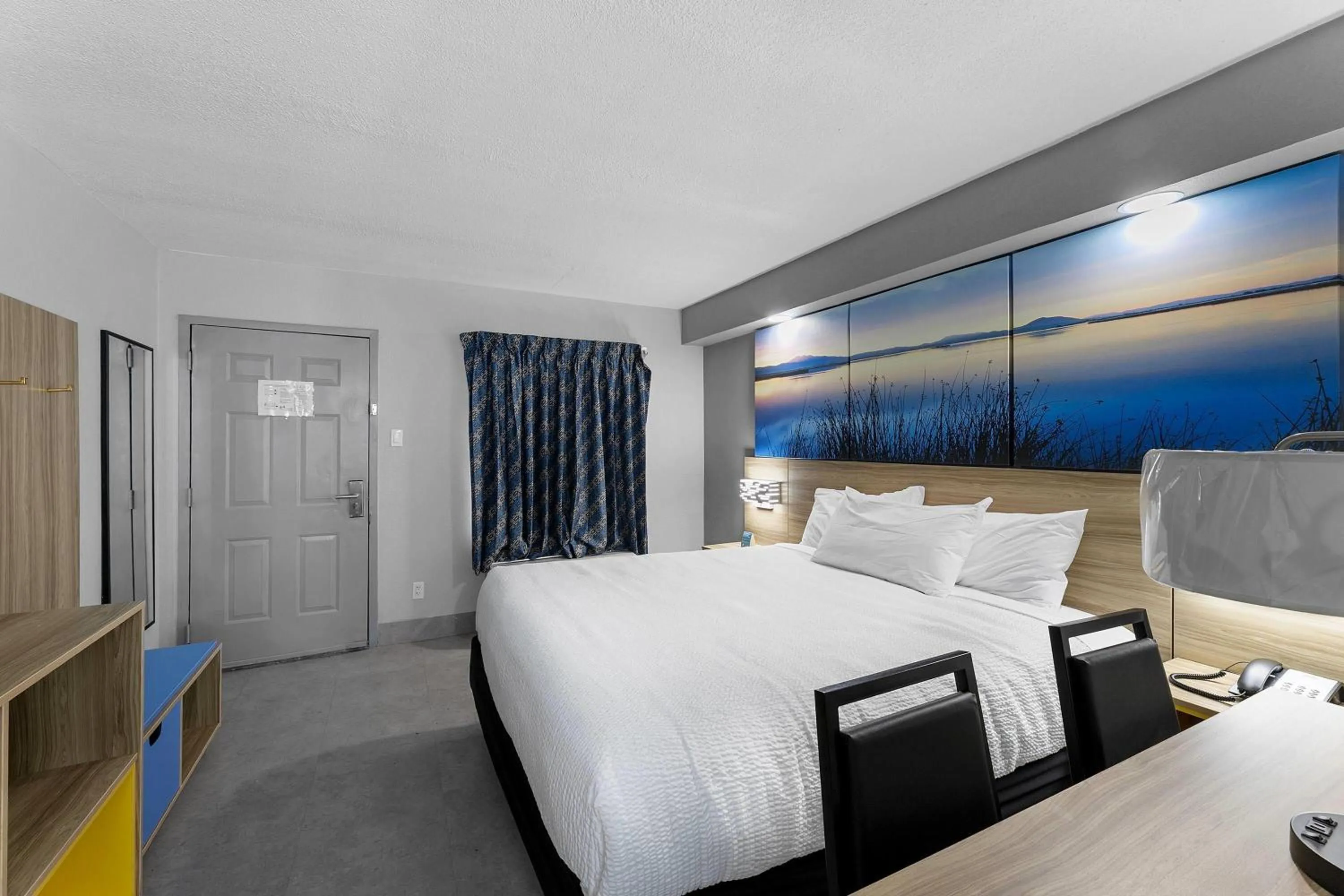 Photo of the whole room, Bed in Days Inn by Wyndham San Antonio Near Lackland AFB