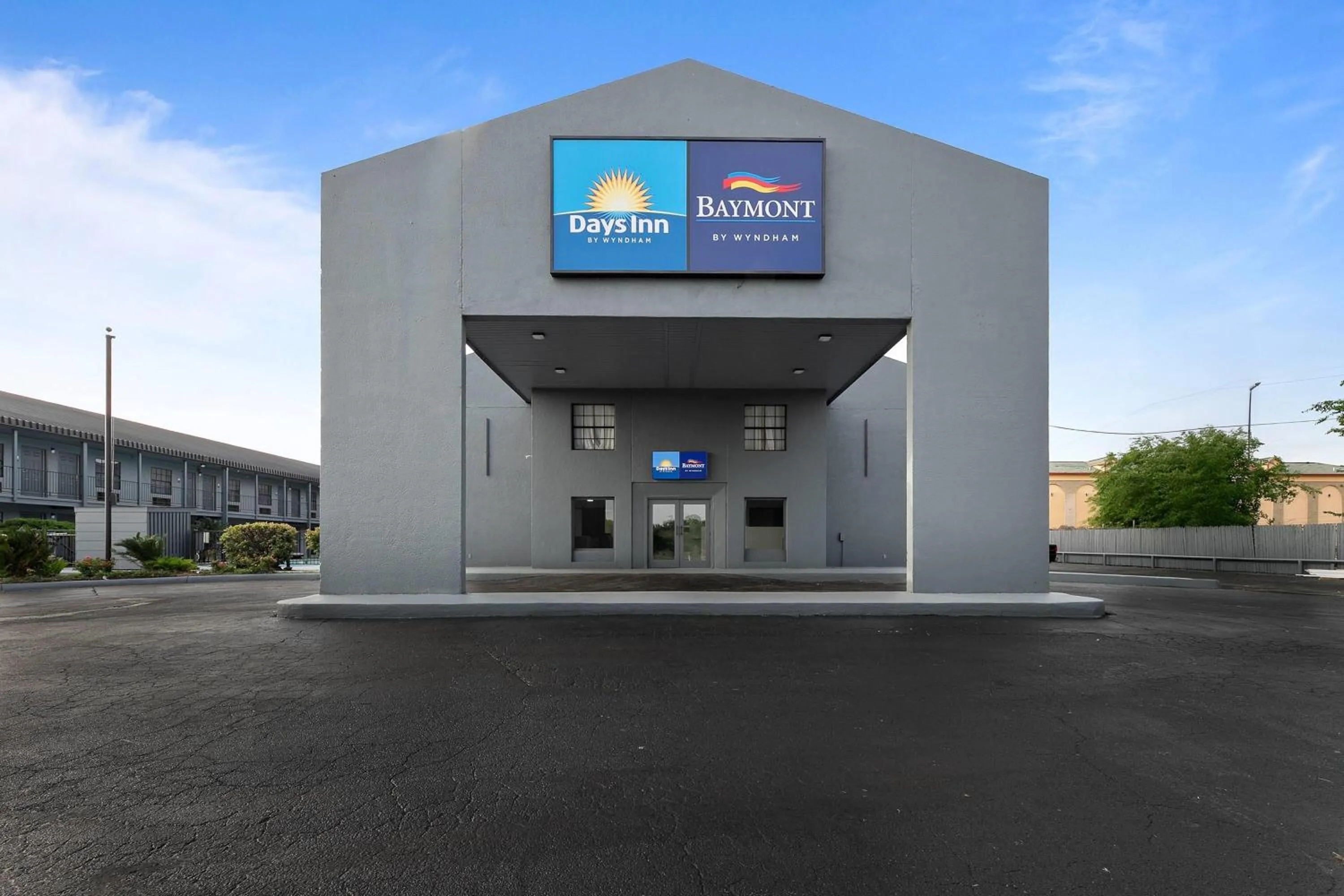 Property building in Days Inn by Wyndham San Antonio Near Lackland AFB