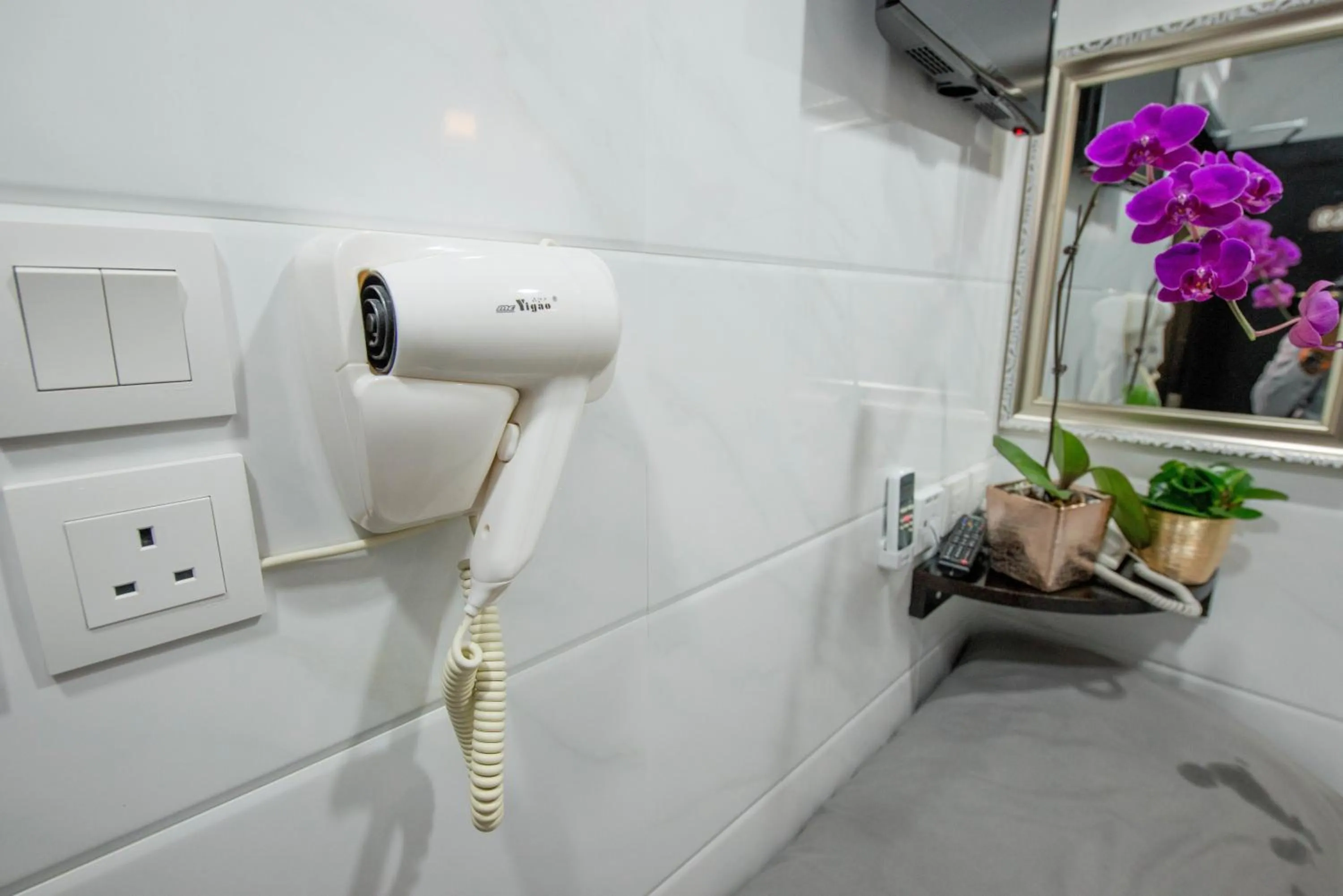 Bathroom in Icon Inn