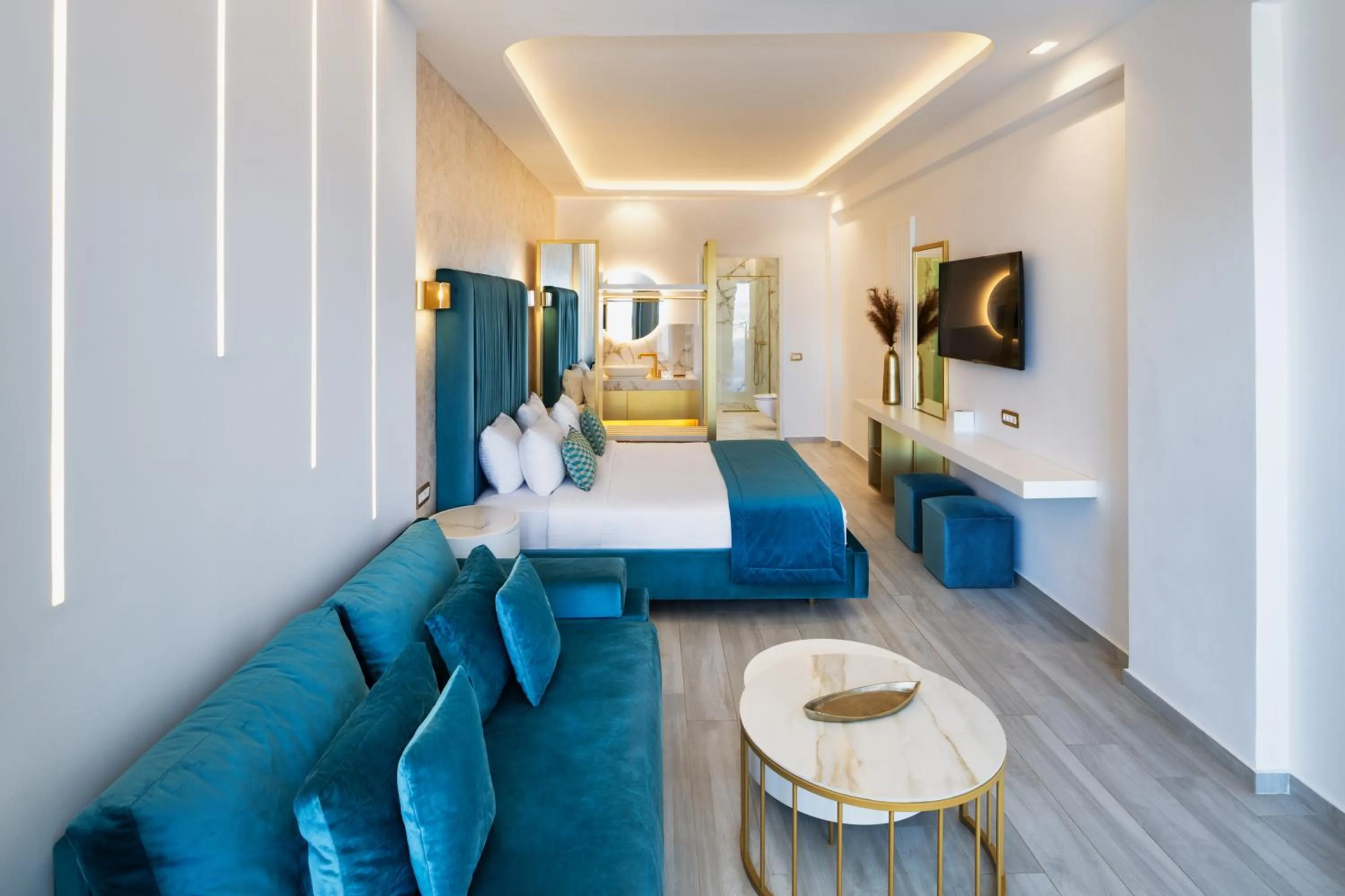 Photo of the whole room in Aura Suites