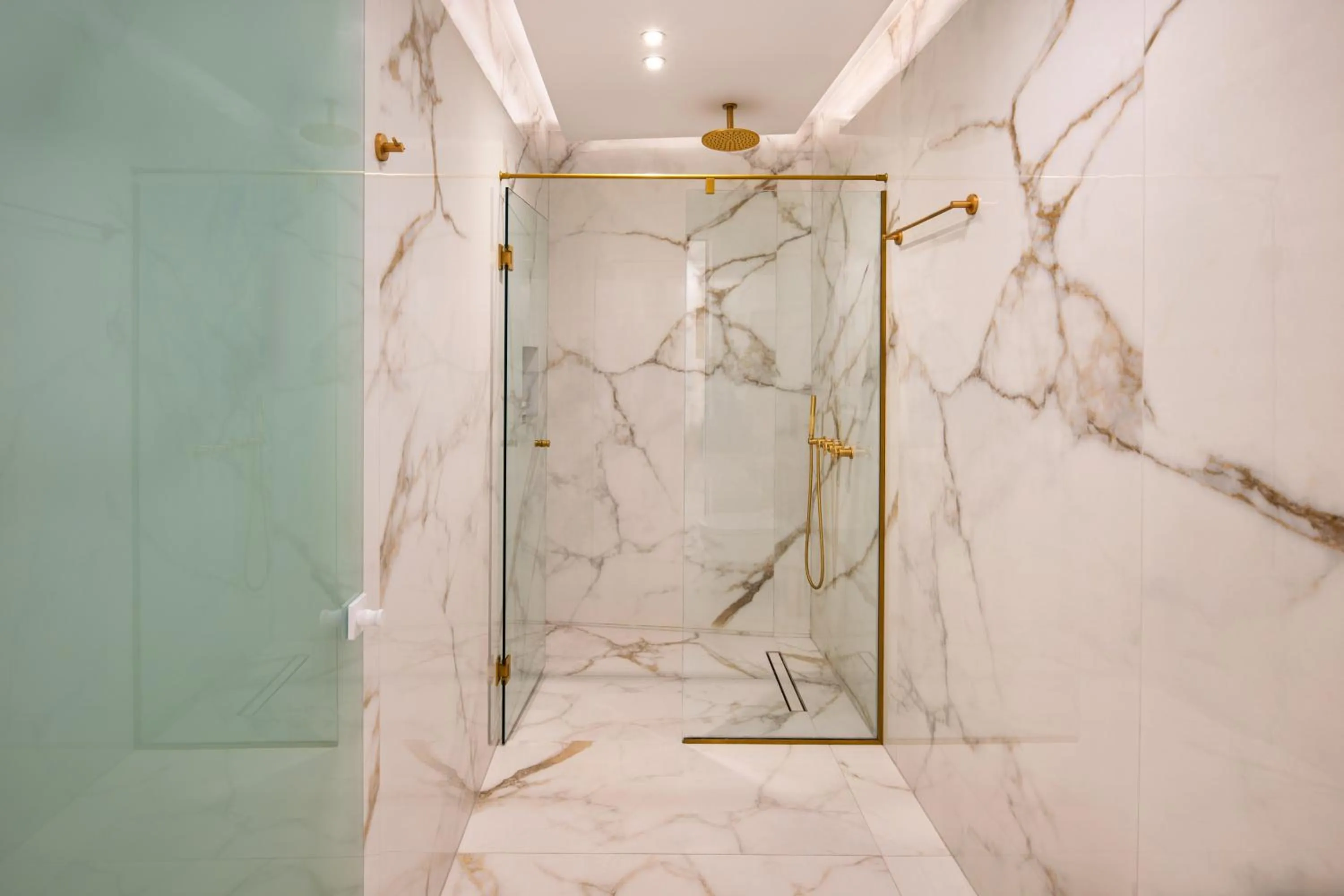 Shower in Aura Suites