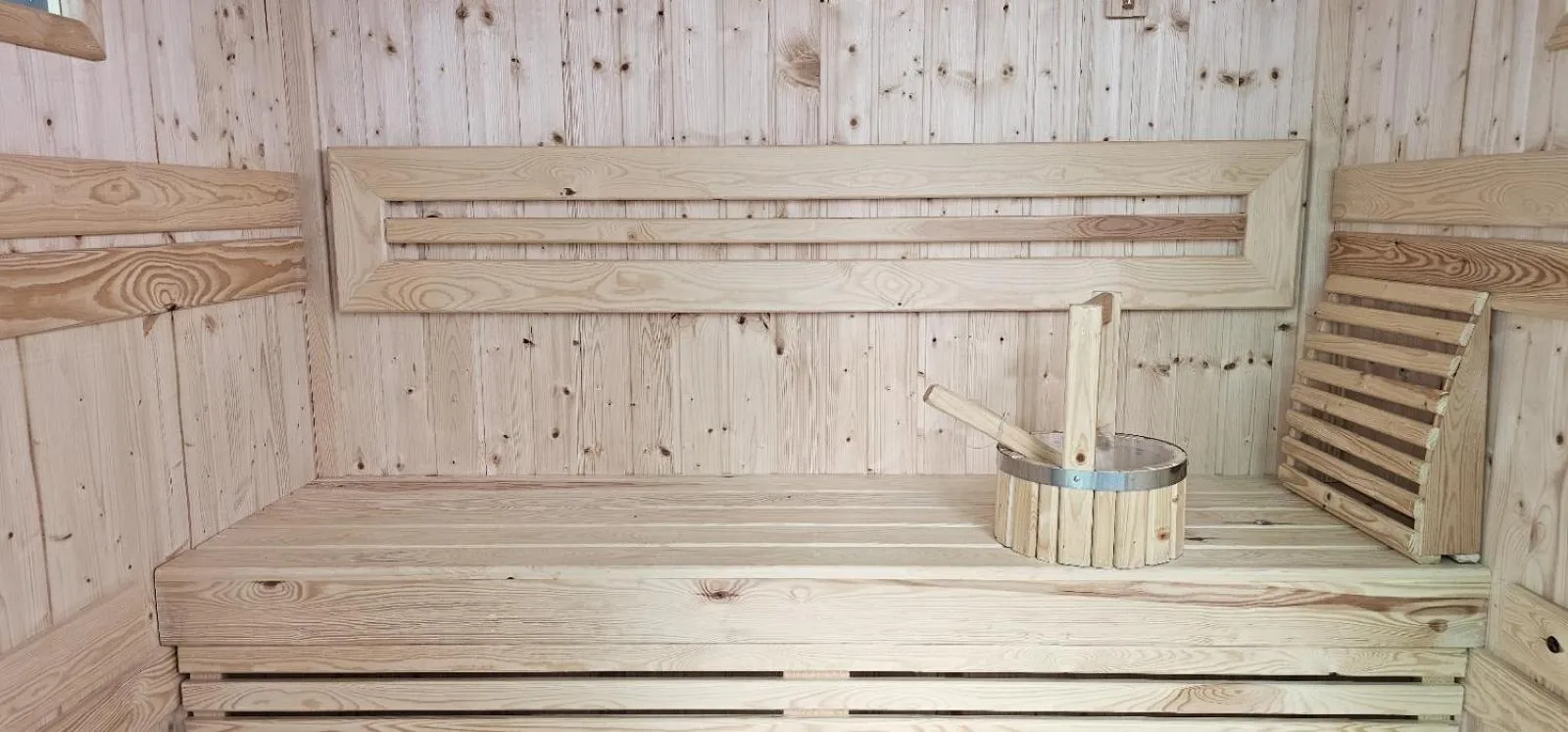 Sauna in Priory Hillside Residence